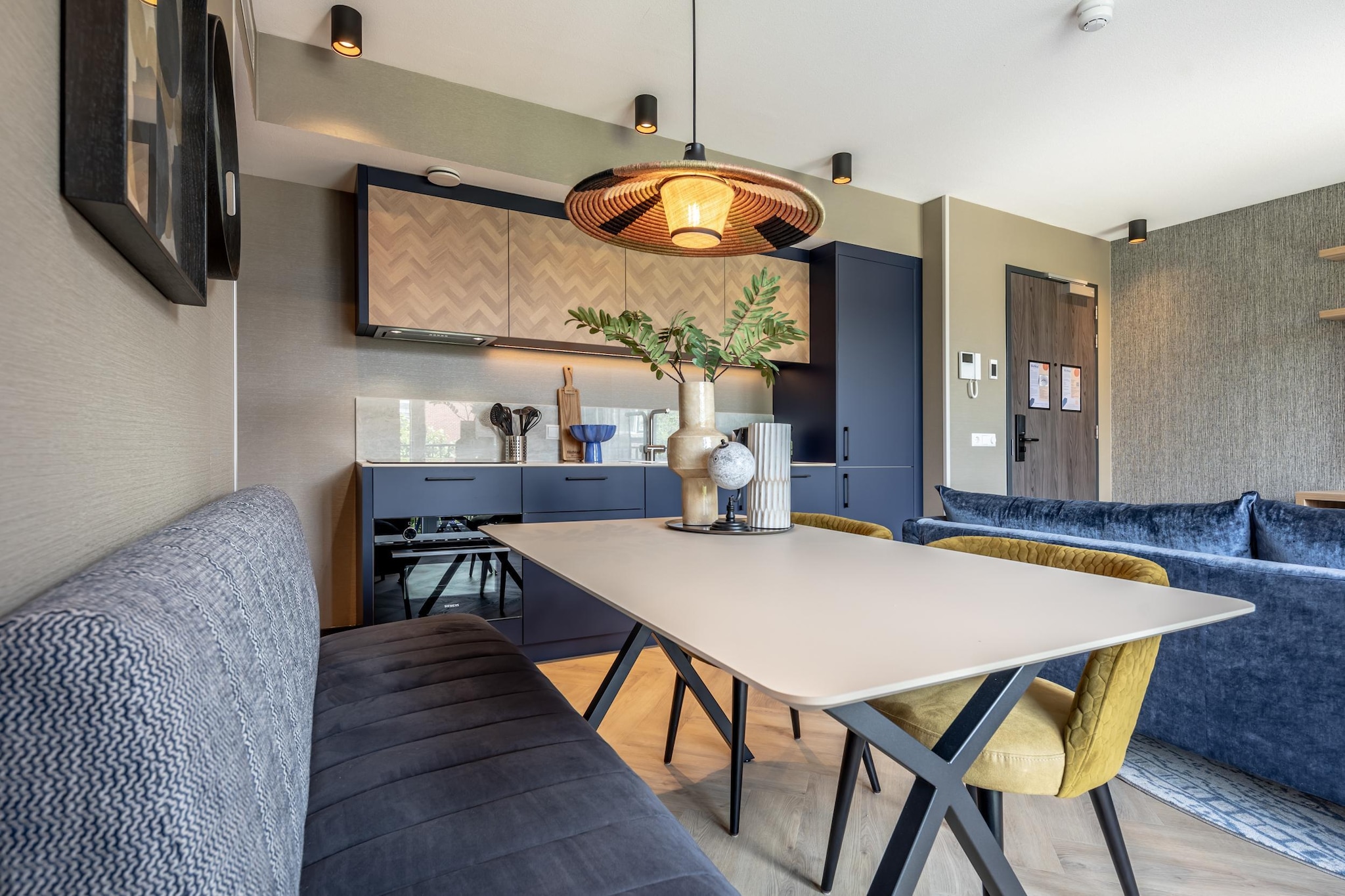 Ground floor: (open kitchen(hob, hood, coffee machine, combination microwave, dishwasher, fridge-freezer, dishes and cutlery, Cooking basics), pantry(washing machine), Living/bed room(TV(smart TV), seating area, chromecast), bedroom(double bed box), bathroom(shower(walk-in shower), washbasin, toilet), toilet(toilet), Internet access)\n\ntumble dryer, heating, air conditioning, fitness equipment, lift, hairdryer