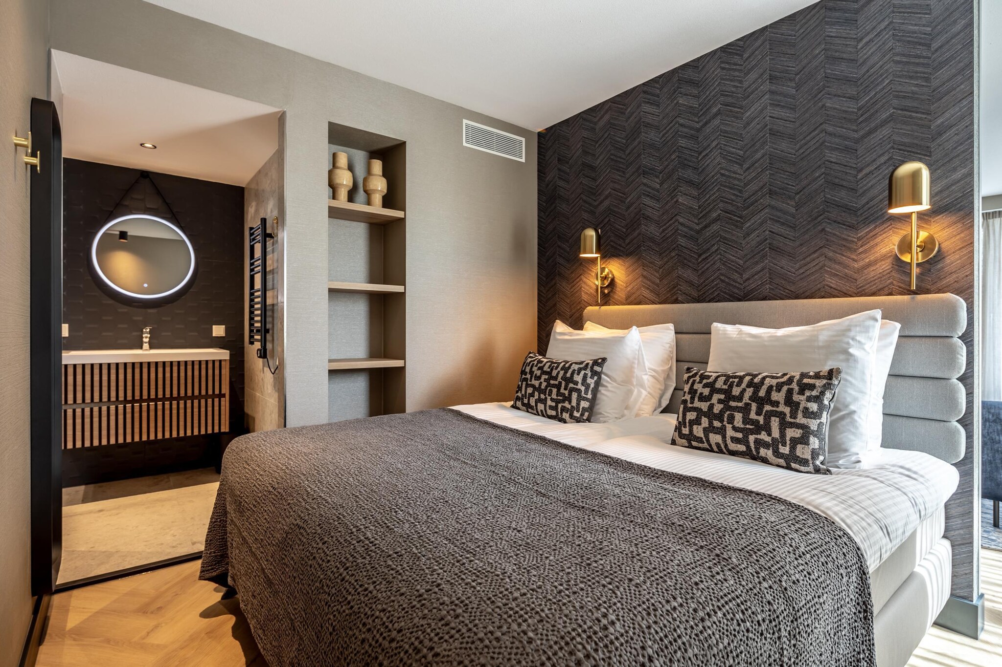 Spacious one-room apartment in Delft