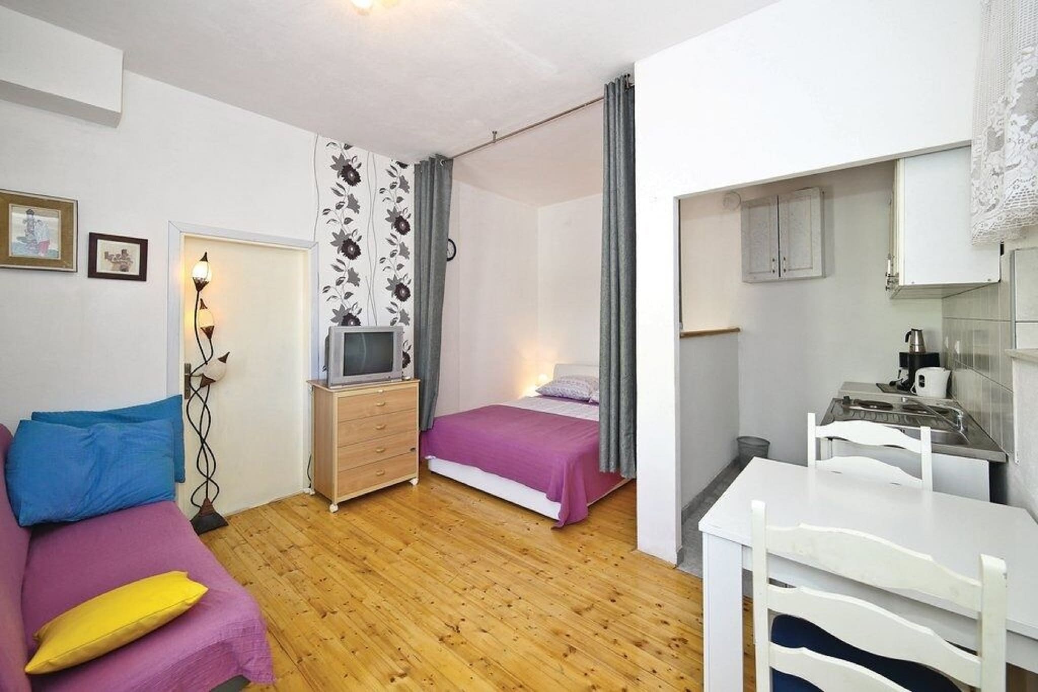 Apartments Halilović - Studio Apartment-Bedroom