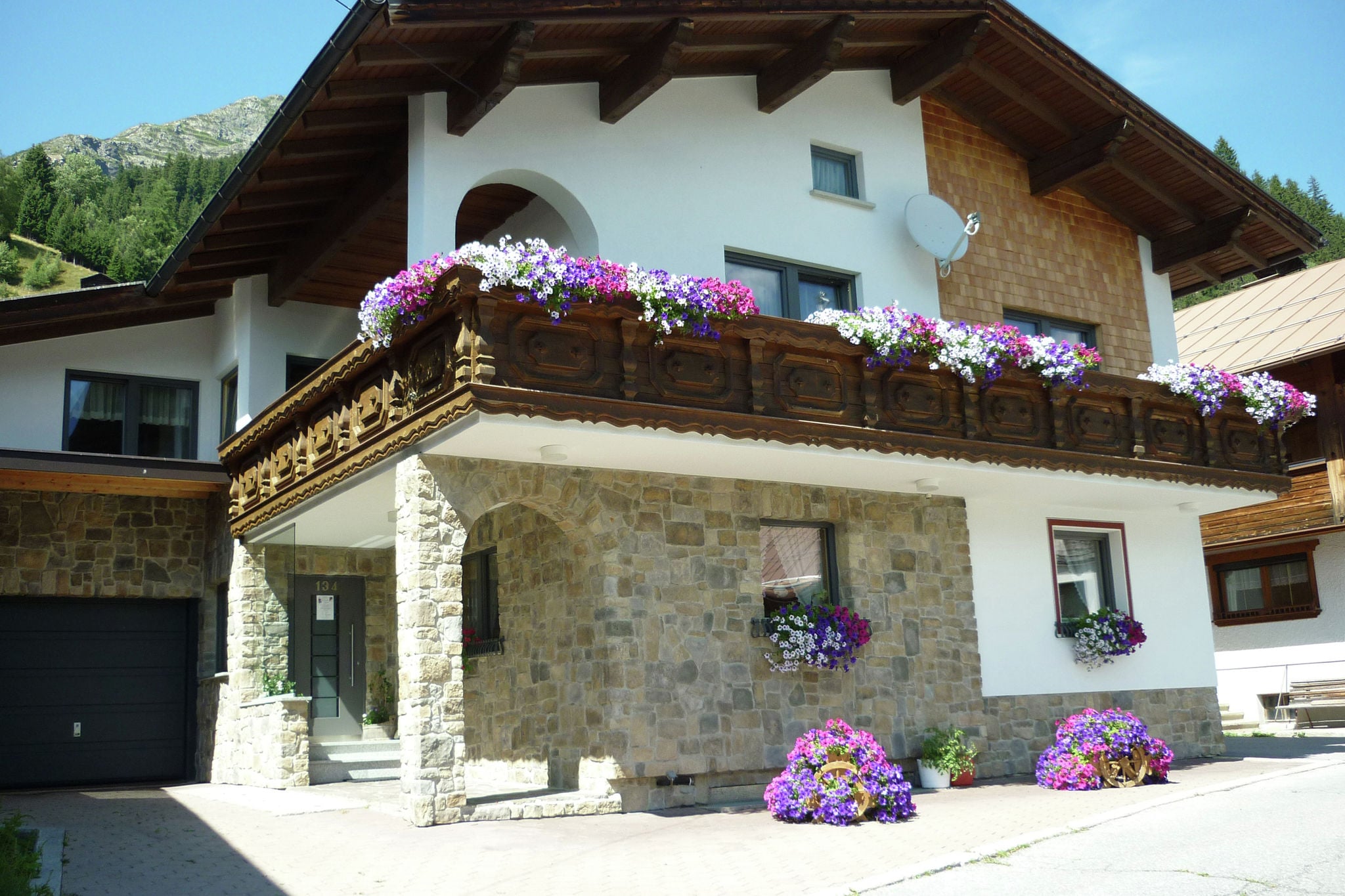 Gezellig vakantiehuis in Tirol met uitzicht op de bergen