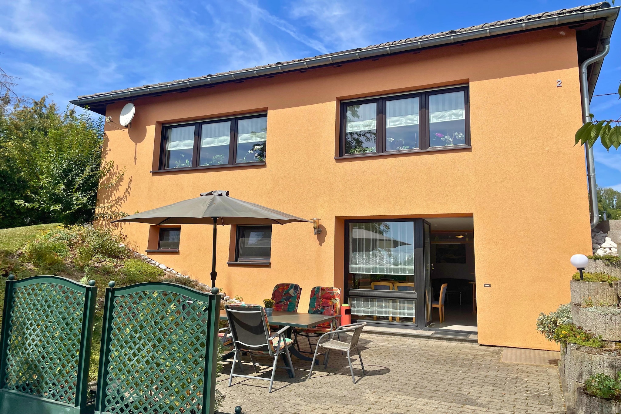 Exterior Summer