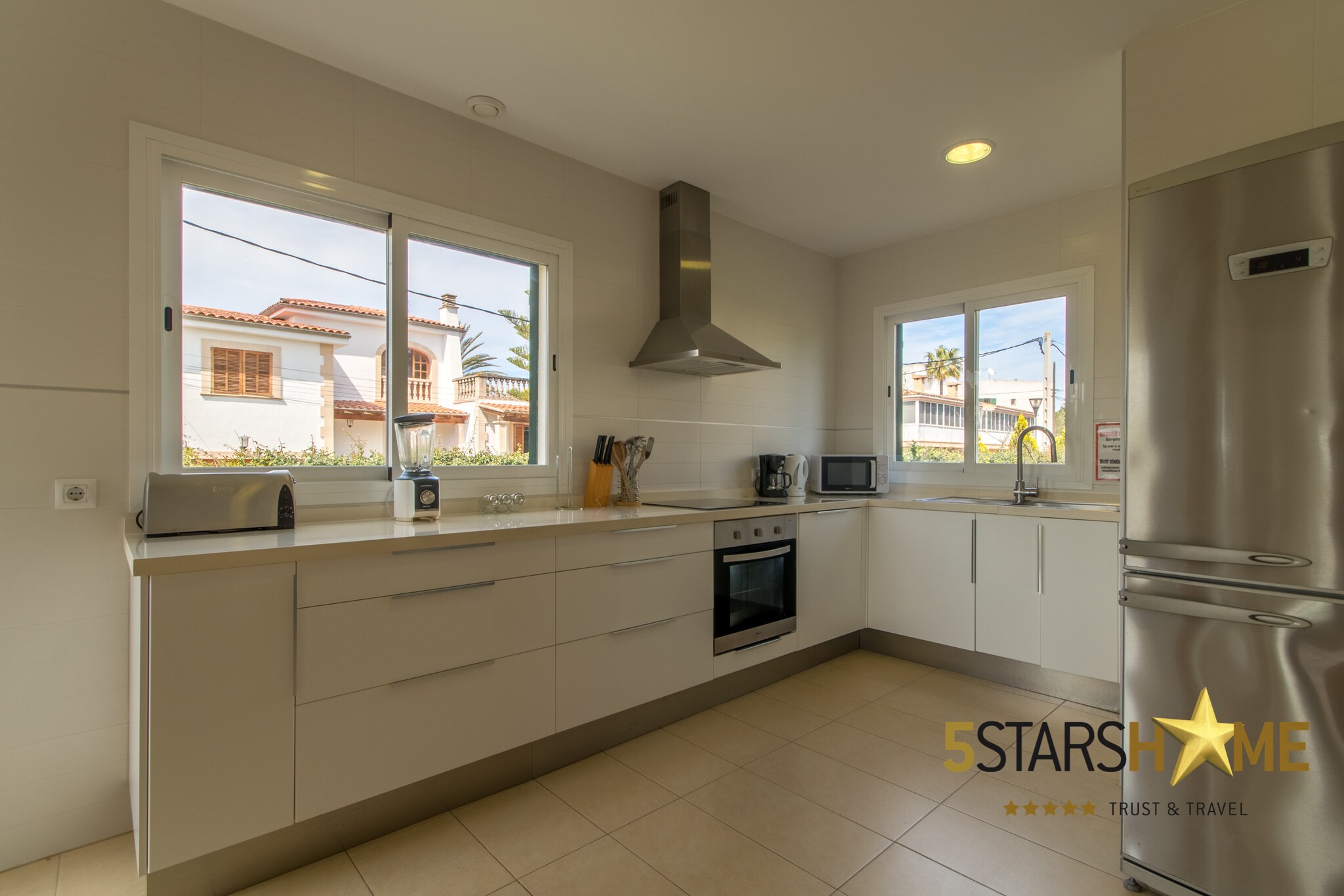 Ground floor: (Kitchen(electric kettle, toaster, coffee machine, oven, microwave, dishwasher, fridge, freezer, Juicer, dishes and cutlery), Living/diningroom(TV(satellite), dining table, seating area, DVD player), bedroom(single bed, single bed), bathroom(shower, washbasin), Internet access)\n\nOn the 1st floor: (bedroom(double bed), bedroom(double bed), bedroom(single bed, single bed), bathroom(bathtub with shower, washbasin), bathroom(bathtub with shower, washbasin))\n\nGarden Furniture , washing machine, balcony, heating, air conditioning, terrace, garden, sun loungers, BBQ, parking, swimming pool(private), iron