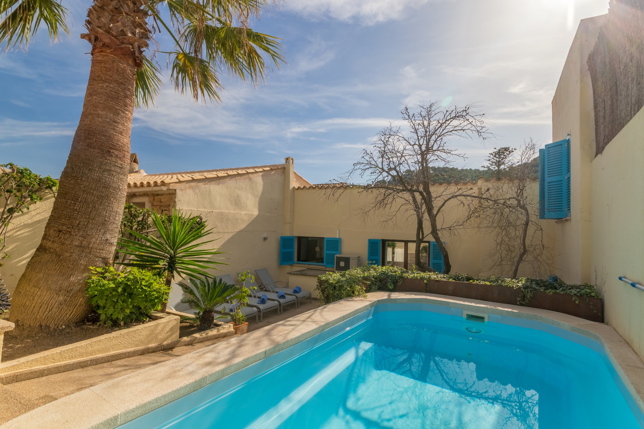 Country House, Pla Den Cosset