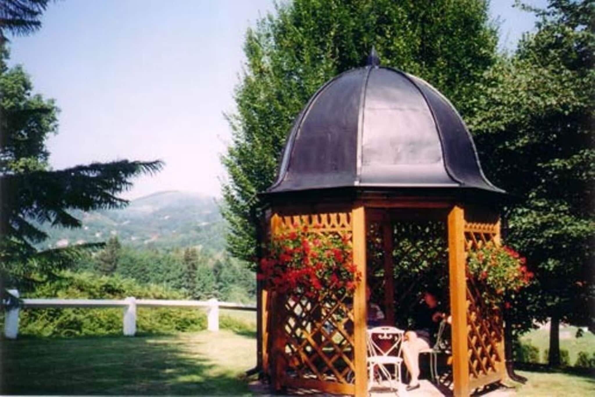 Les Chalets des Ayes 11-Tuinen zomer