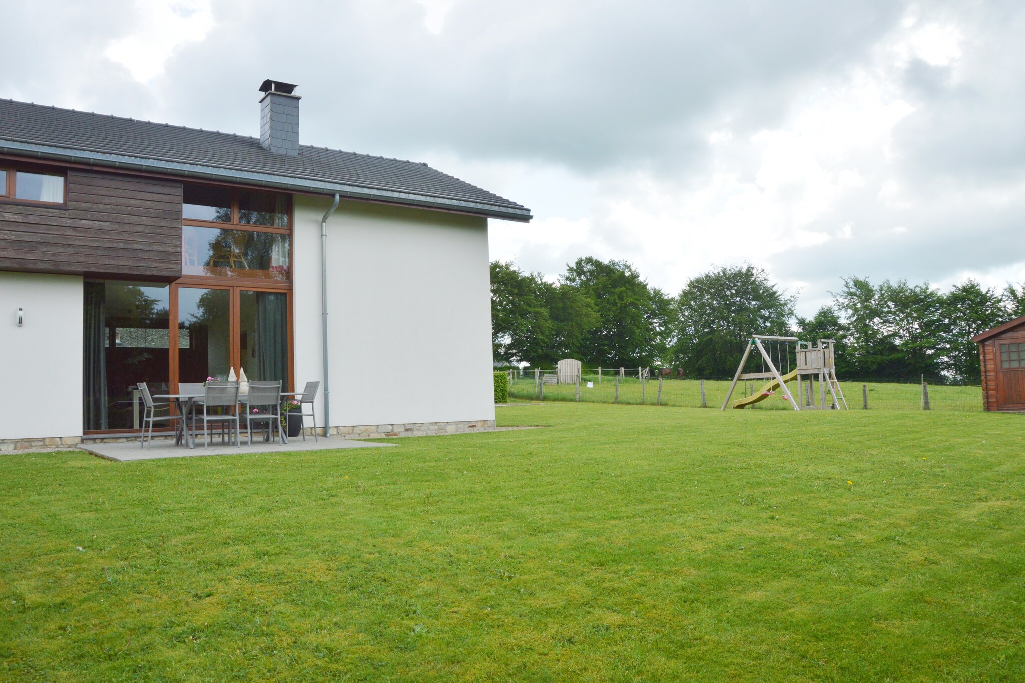 Vakantiehuis Les Hautes Fagnes-Ovifat max. 10 personen 4 slaapkamers sauna #29