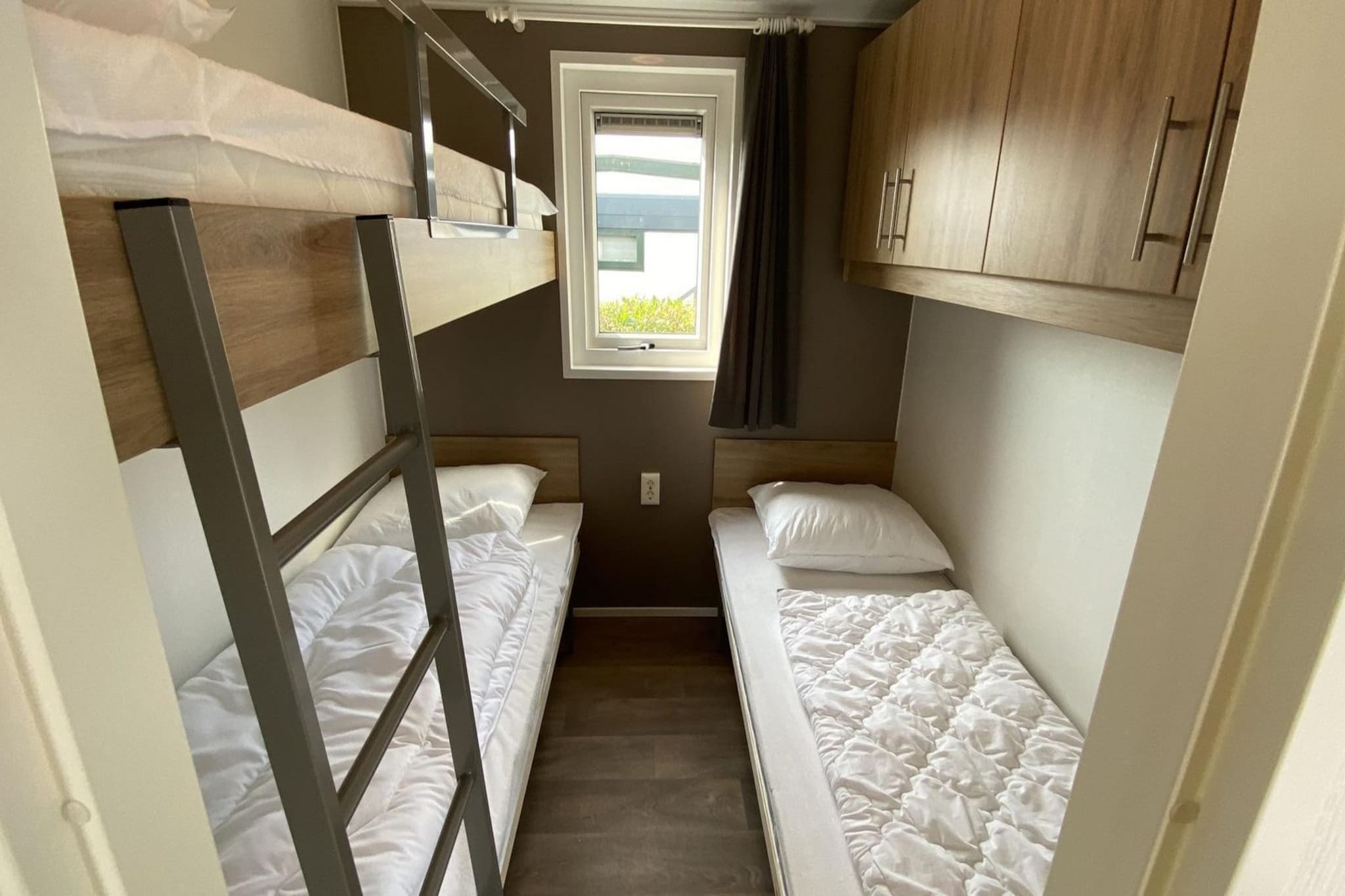 VZ804 Vakantiechalet Arend 1833 Renesse-Image-tags.