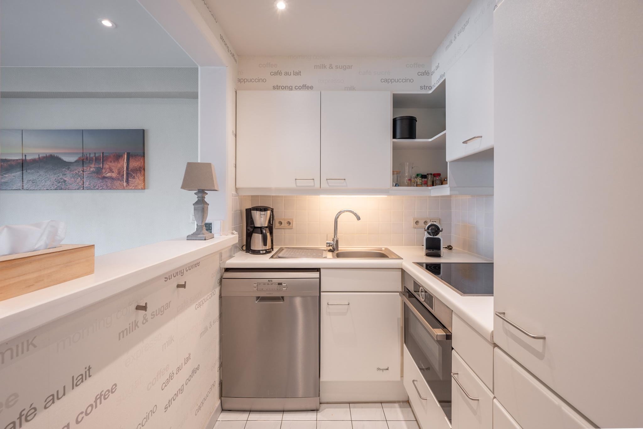 Apartment in Duinbergen near Sailing School