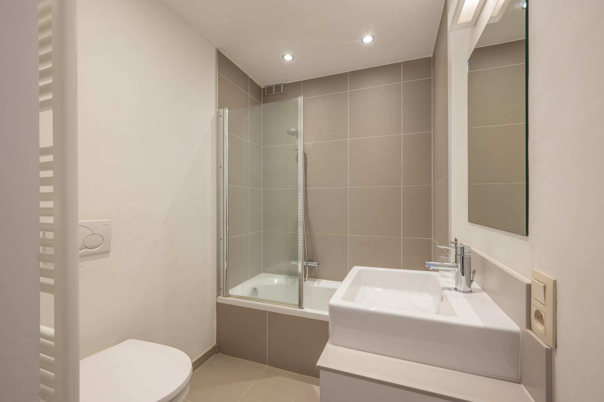 Residence Ma Joie-11-Badkamer