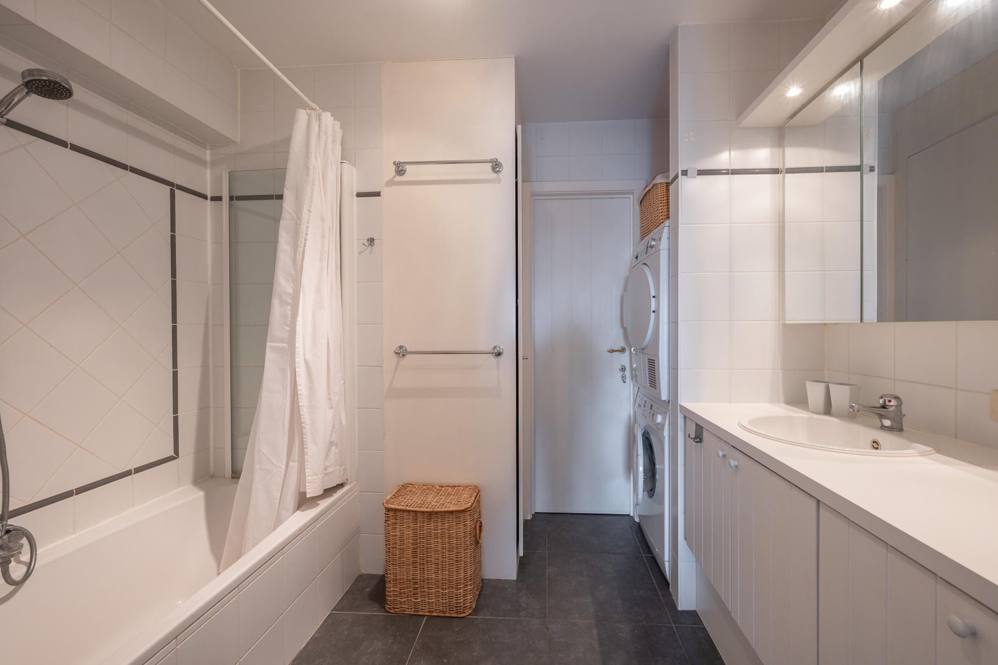 Residence Les Grisons-7-Badkamer