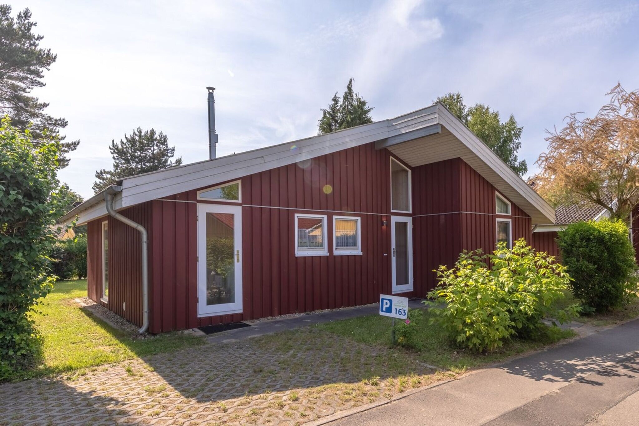 Exterior Summer