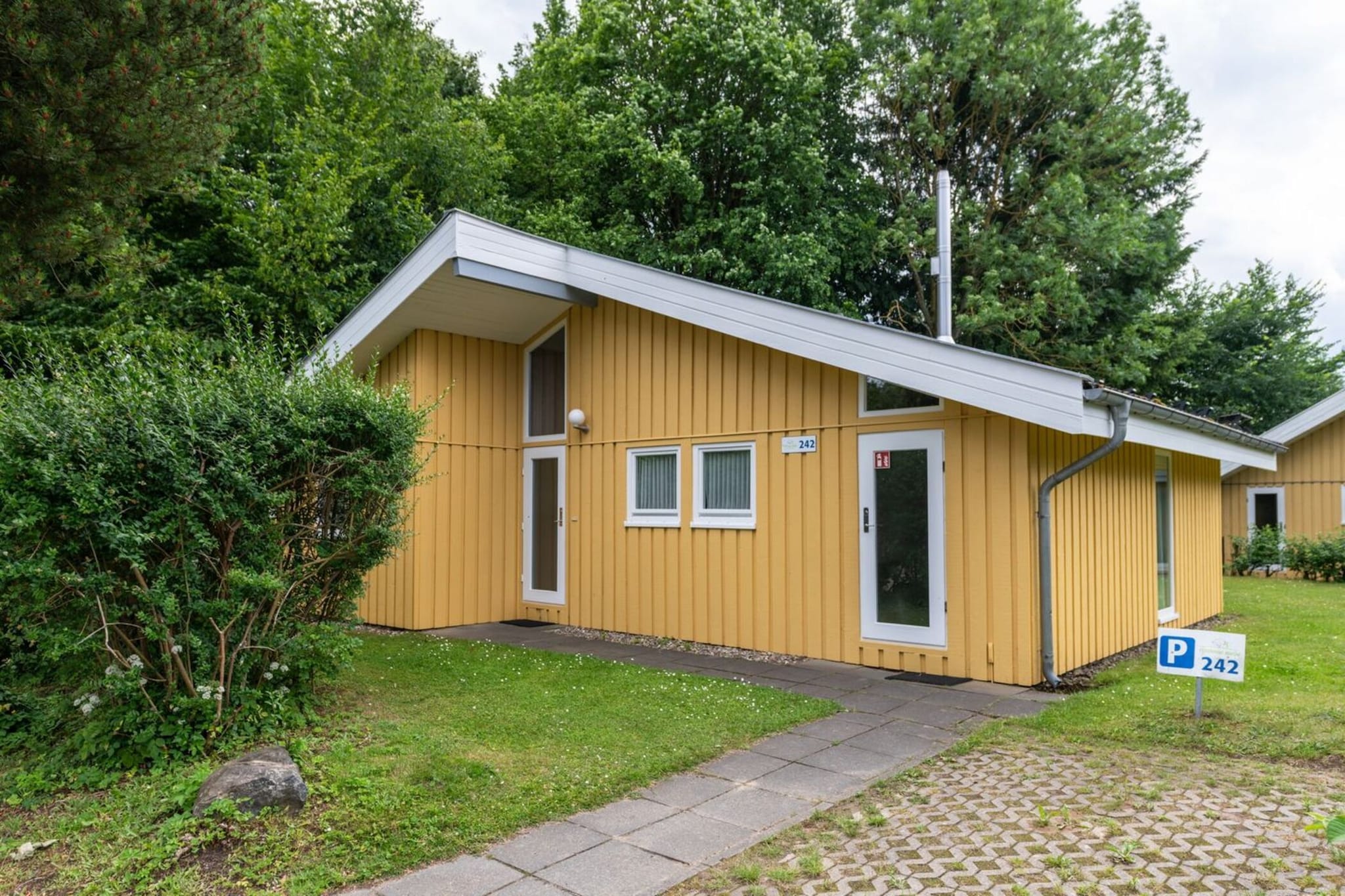 Exterior Summer