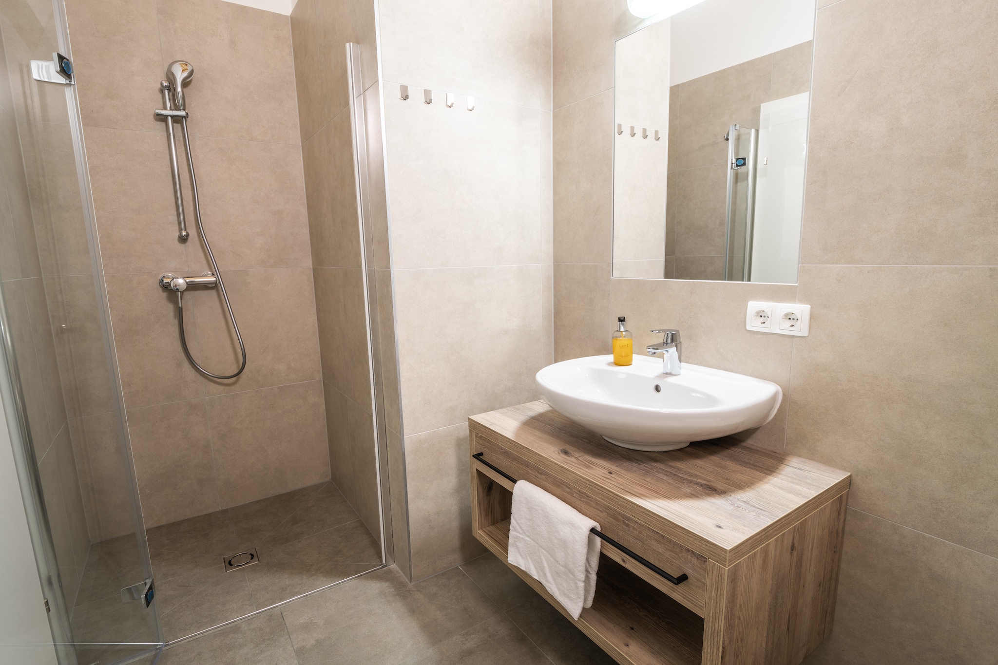 Alpenstyle Resort Fieberbrunn  FB3P-Bathroom