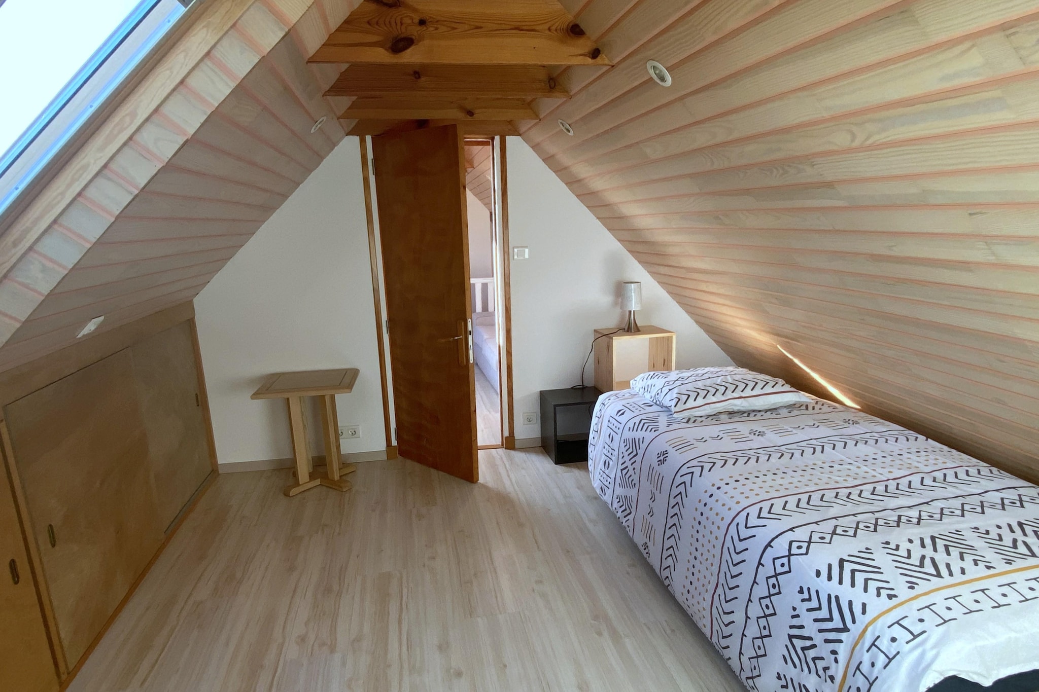 Jolie maison proche de la mer-Slaapkamer