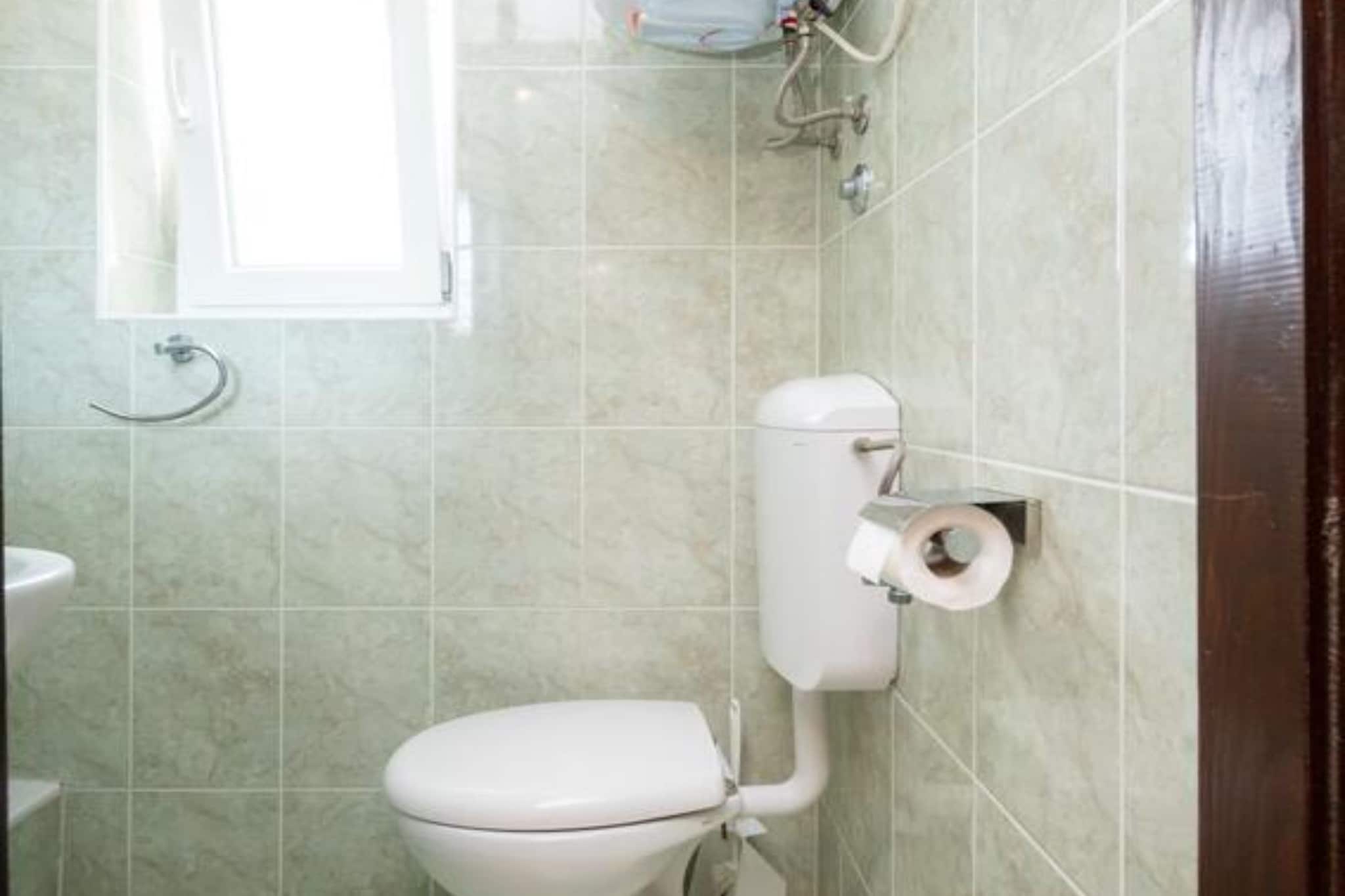 Holiday Home Violet - Three Bedroom Holiday Home-Salle de bain