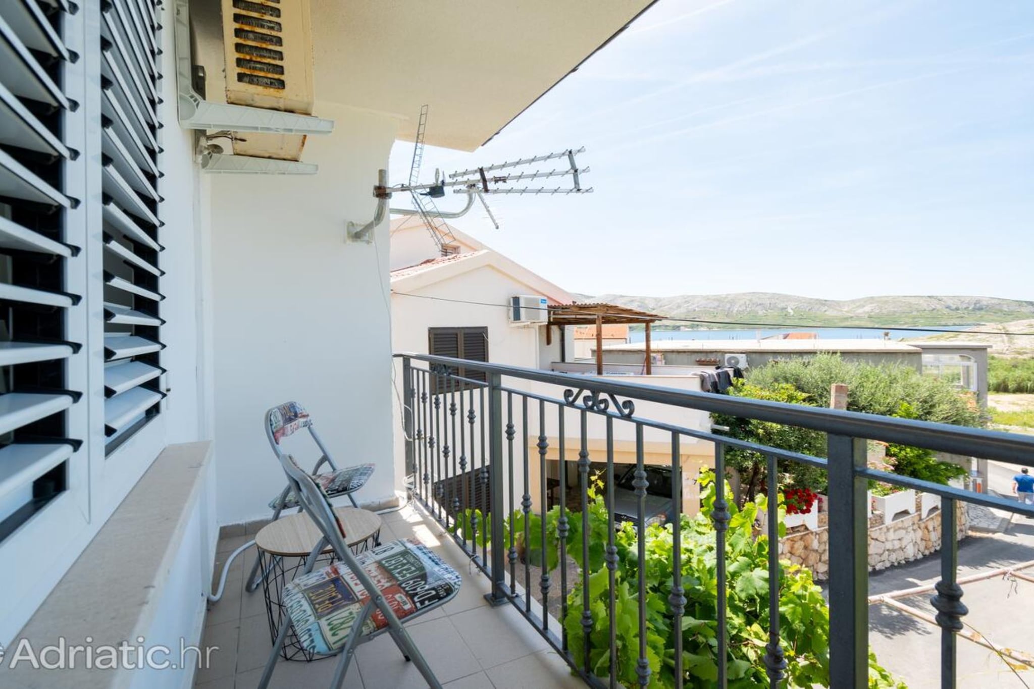 Holiday Home Violet - Three Bedroom Holiday Home-Balcon-terrasse