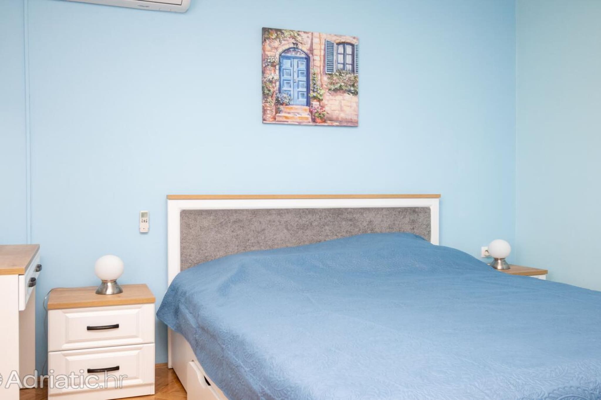 Holiday Home Violet - Three Bedroom Holiday Home-Chambre