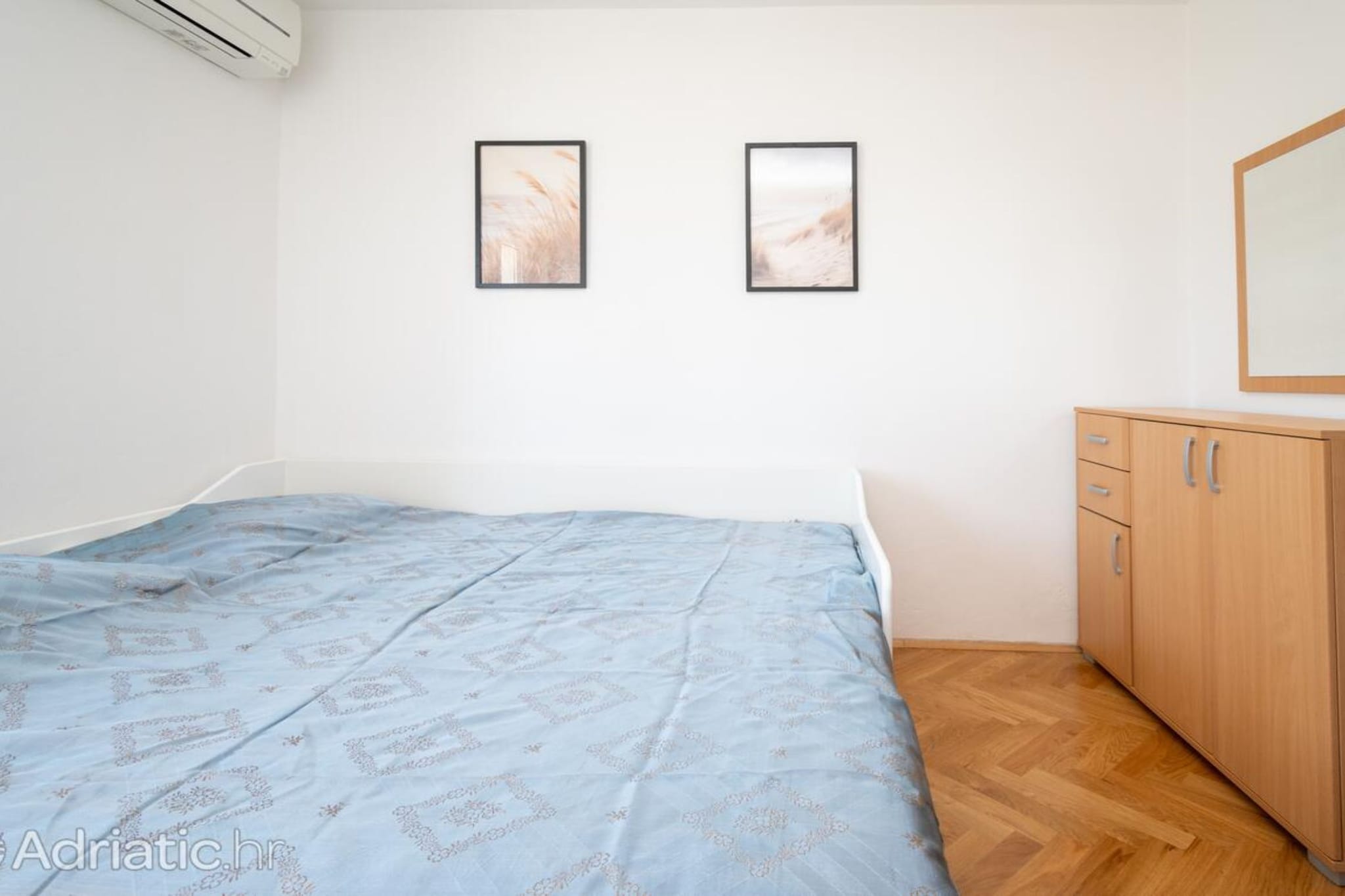 Holiday Home Violet - Three Bedroom Holiday Home-Chambre