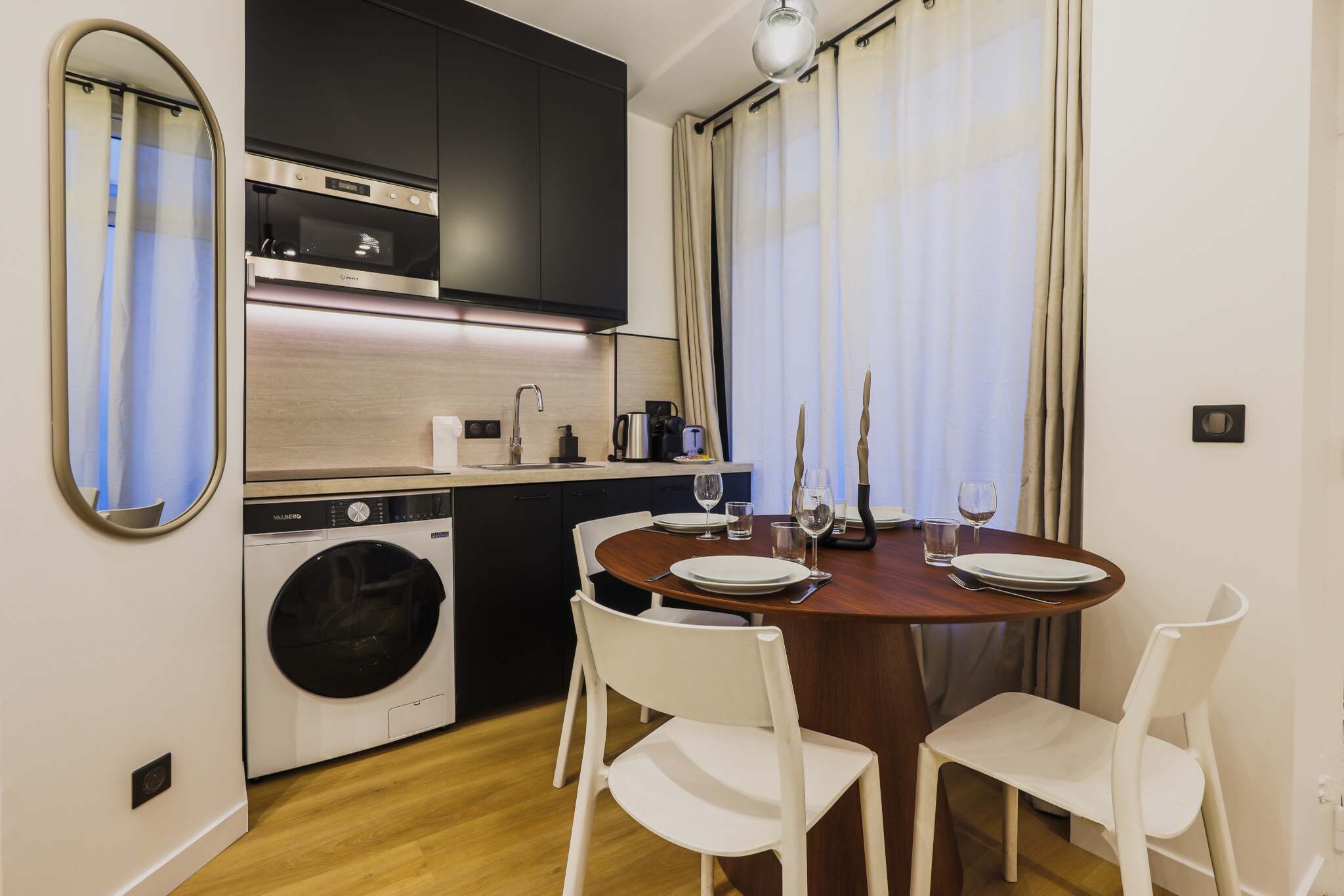Superb duplex 1 bedroom Center of Paris