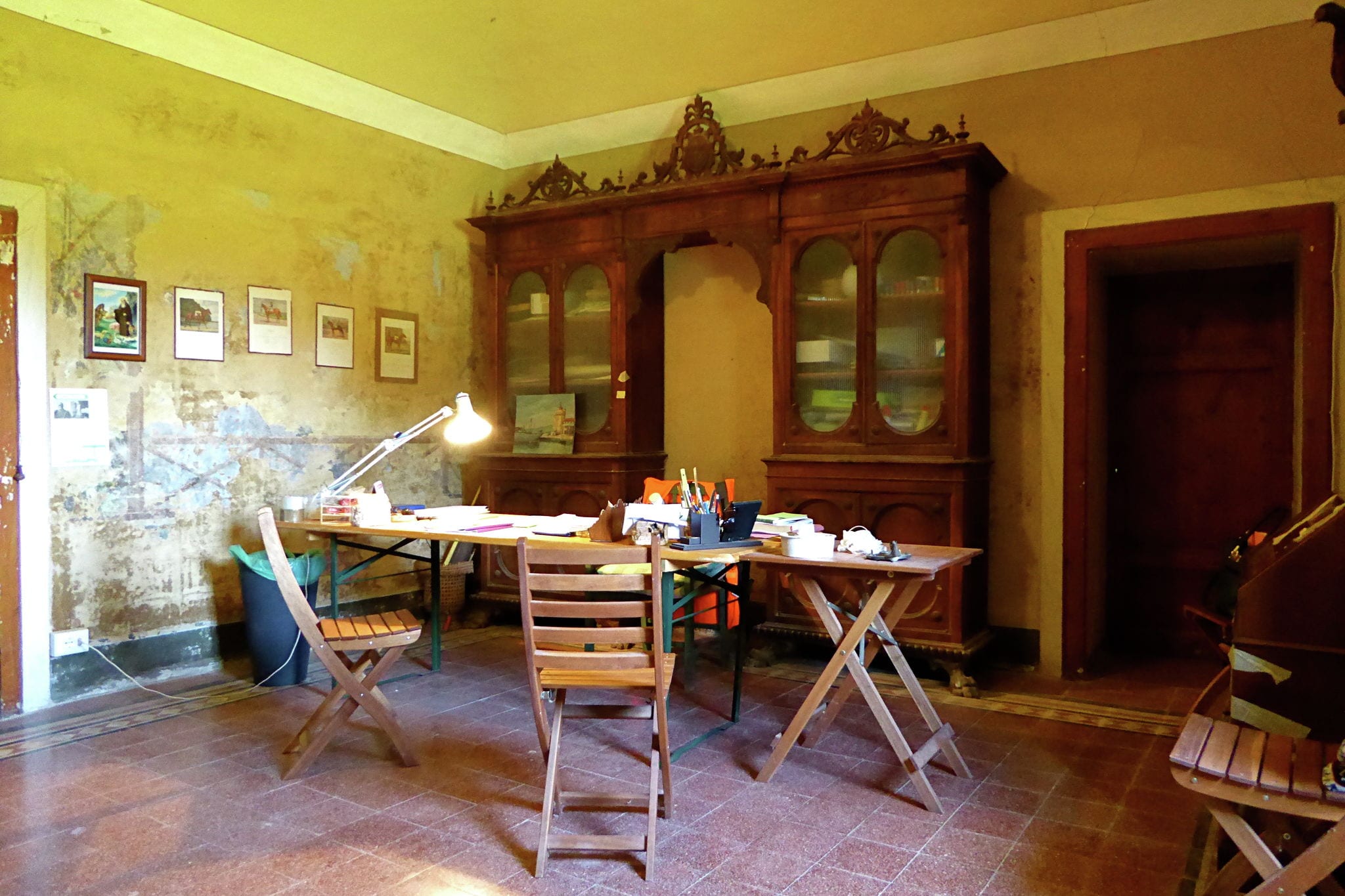 Antiek huis voor een klein gezin, in Volterra, Toscane