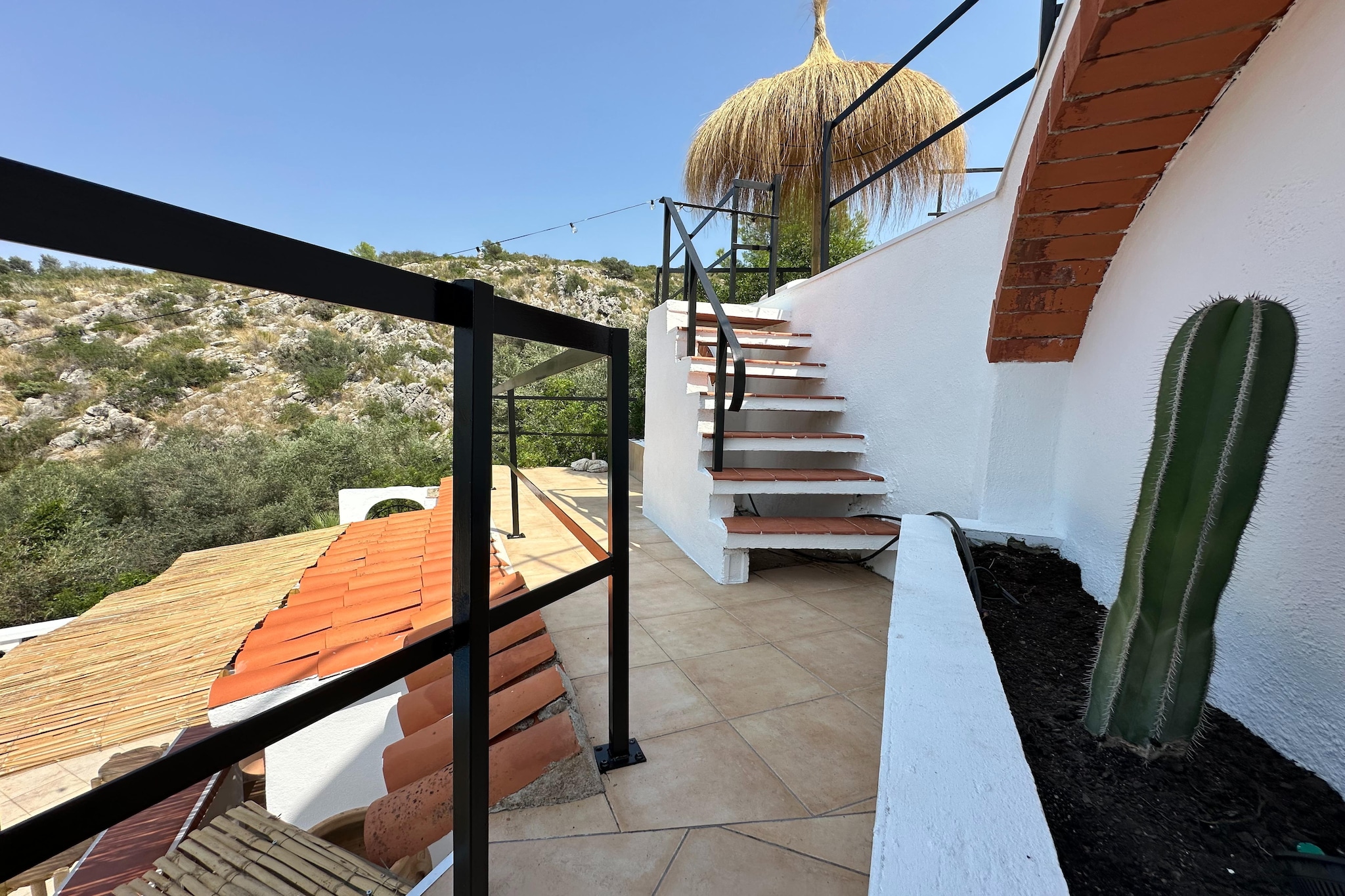 Villa Vista in Alicantie-Tuinen zomer