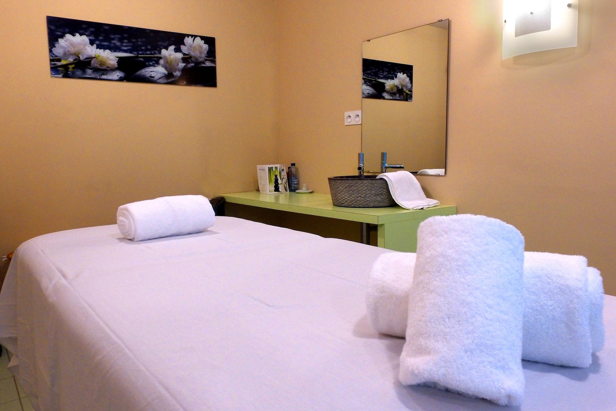 Bed Room