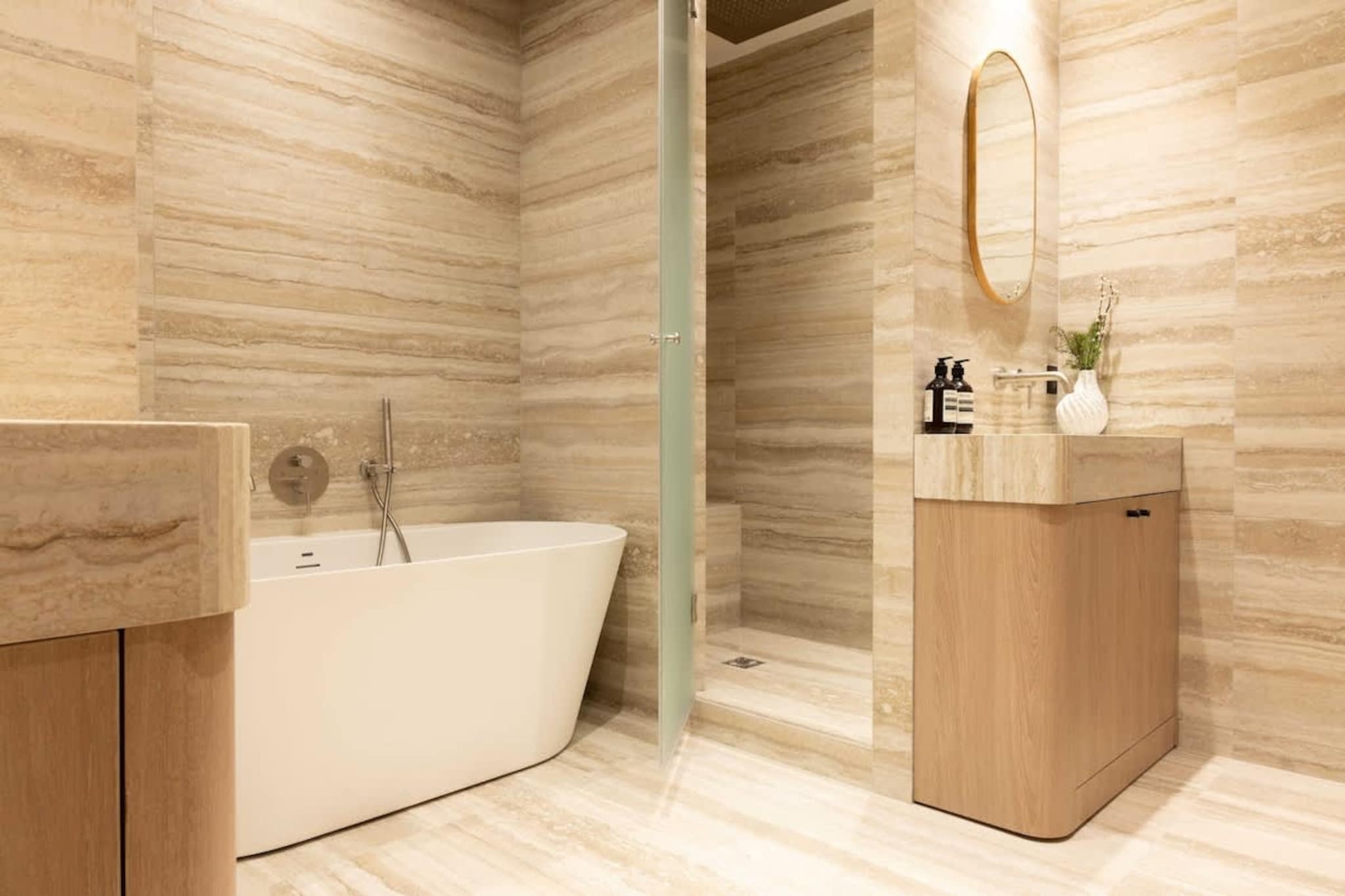 FDL-ELISABETH-E2-22-Untagged