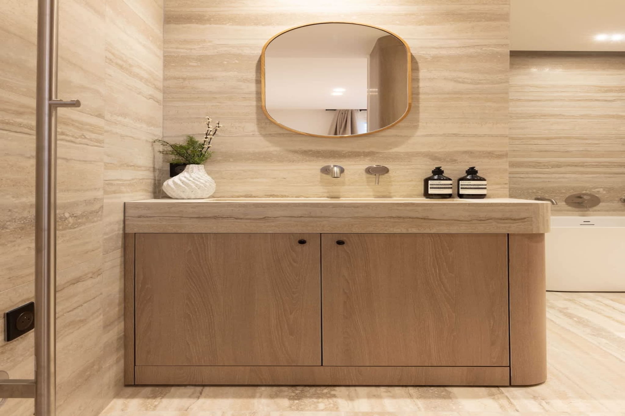 FDL-ELISABETH-E2-22-Untagged