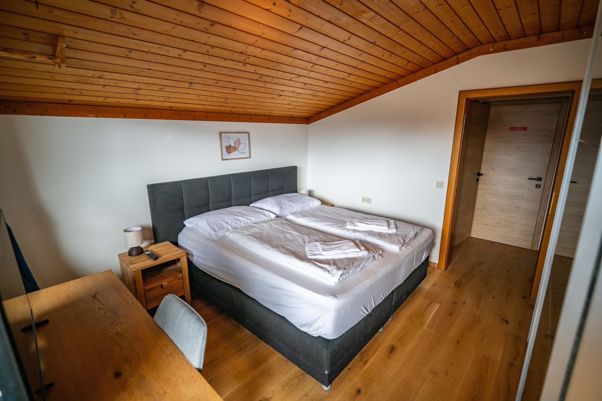 Doppelzimmer 3 - TONY in Saalfelden-Pinzgau-Slaapkamer