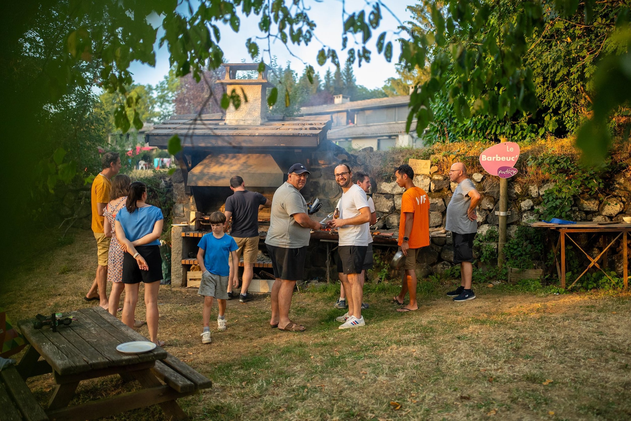 Saint-Julien-Chapteuil - Gîte 2 Pièces 4 Personnes 1  bébé-Parkeinrichtungen