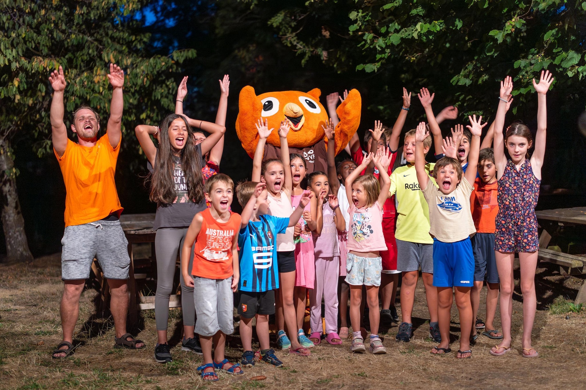 Saint-Julien-Chapteuil - Gîte 2 Pièces 4 Personnes 1  bébé-Gärten Sommer