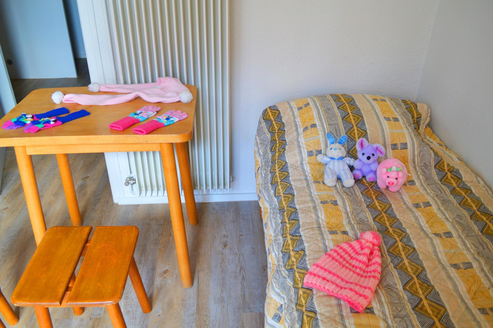 Saint-Julien-Chapteuil - Gîte 2 Pièces 4 Personnes 1  bébé-Schlafzimmer