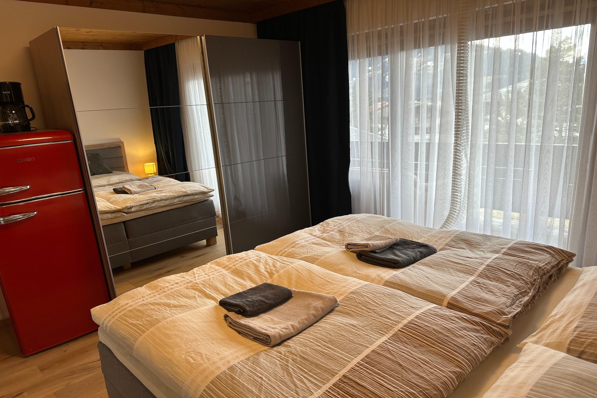 Doppelzimmer 4 - NAOMI in Saalfelden-Pinzgau-Slaapkamer