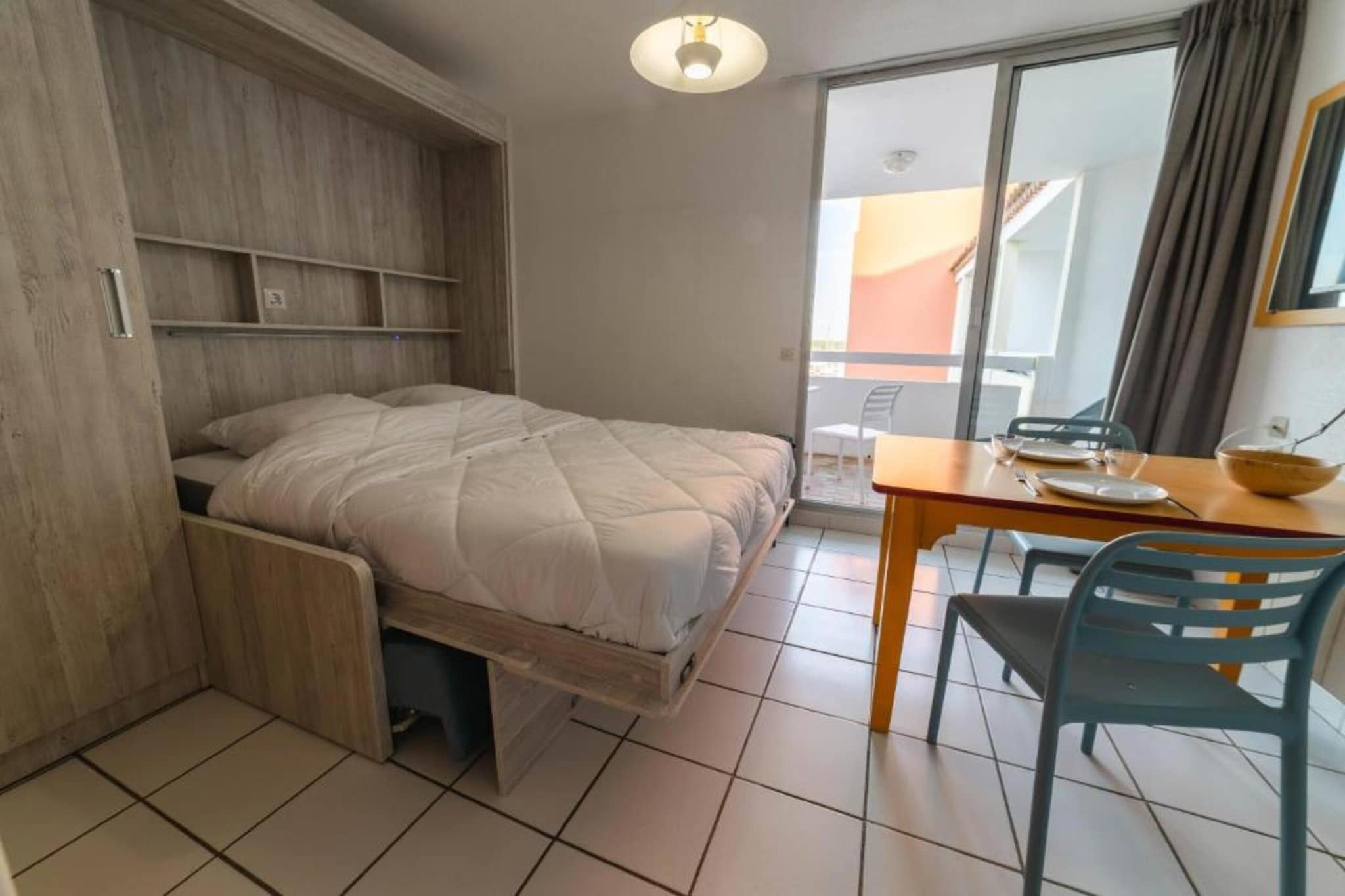 Appartement 1 Pièce 3 Personnes 1  bébé Vue Port