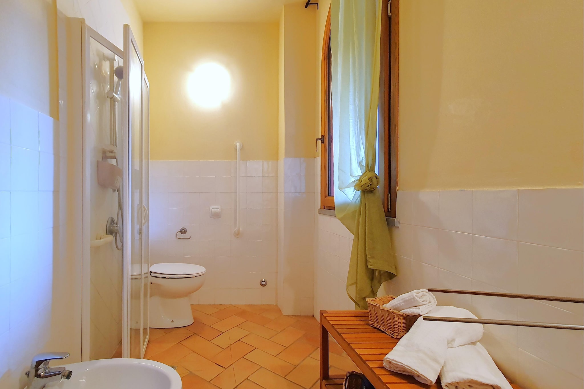 APP 2-Bathroom