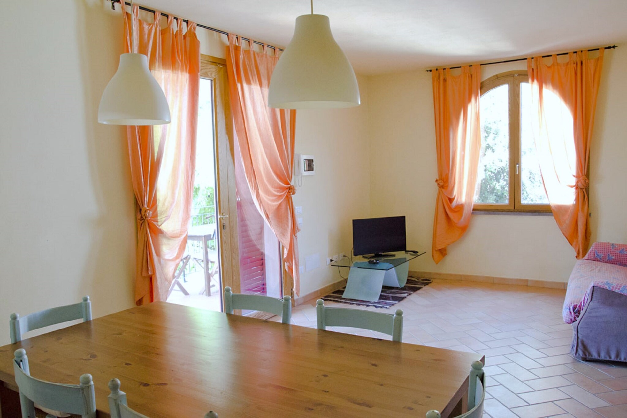 APP 6-Living room