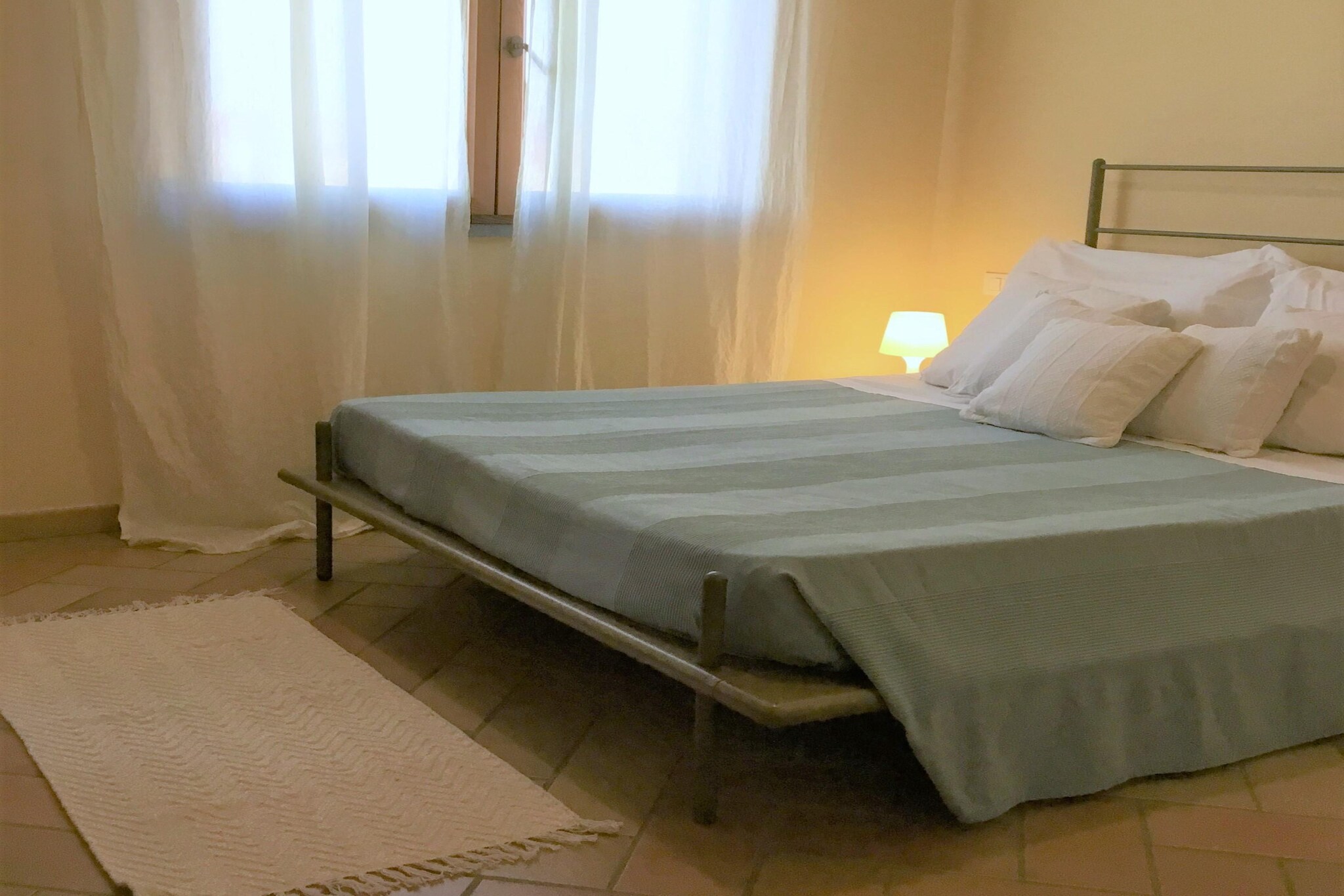 APP 8-Bedroom
