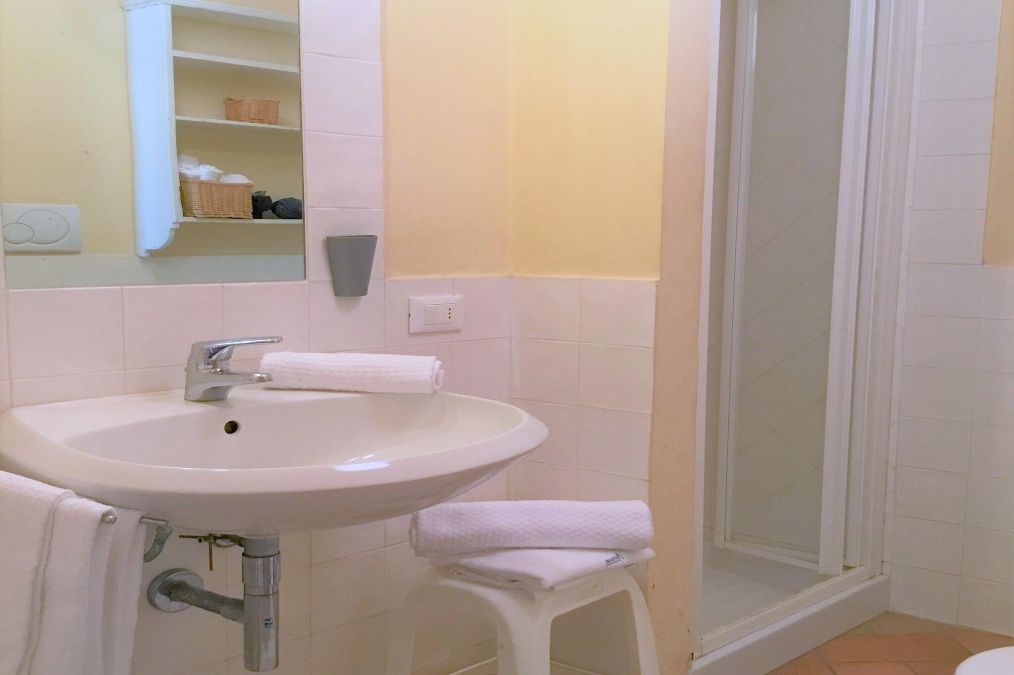 APP 8-Bathroom