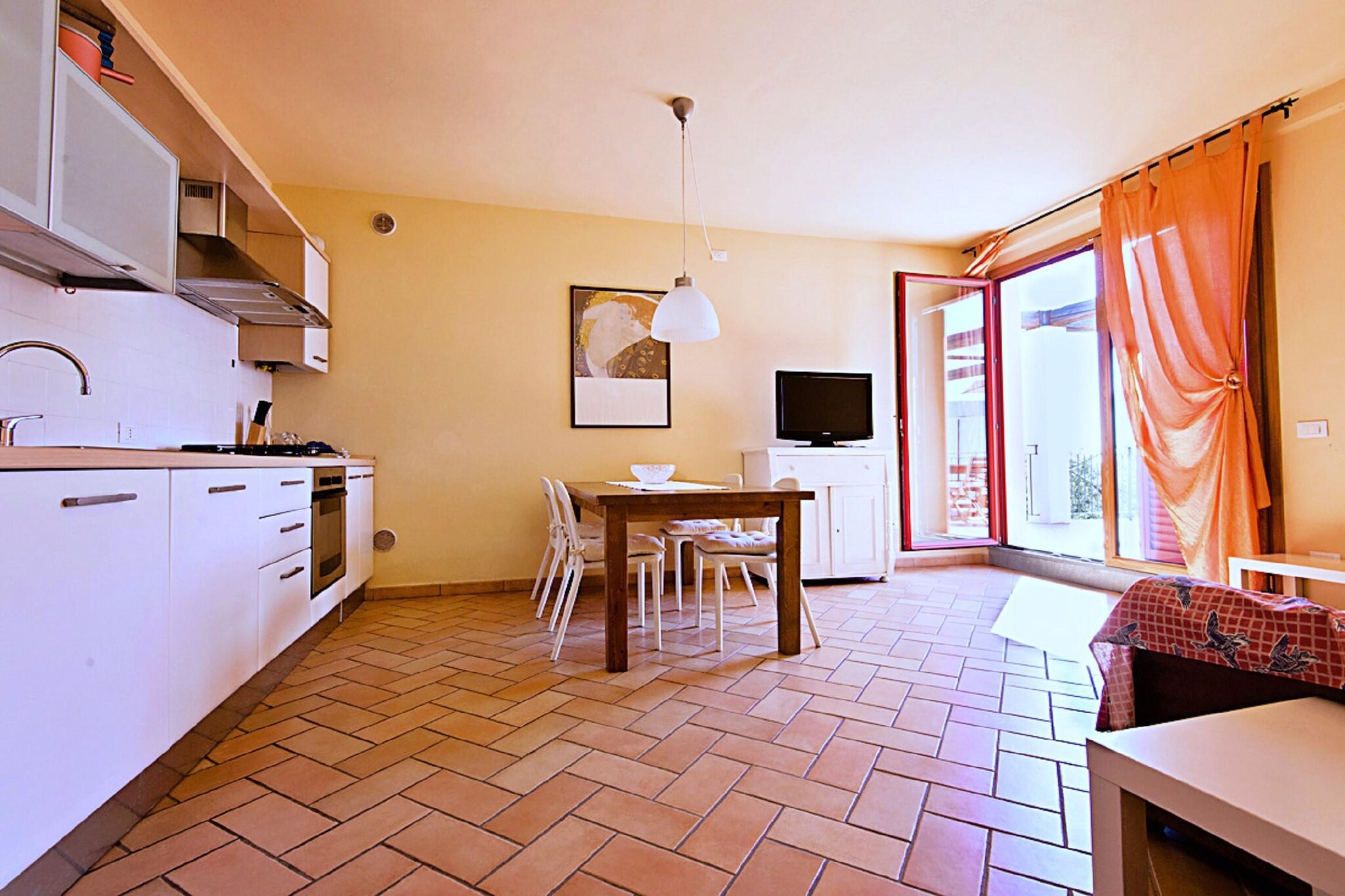 APP 8-Living room