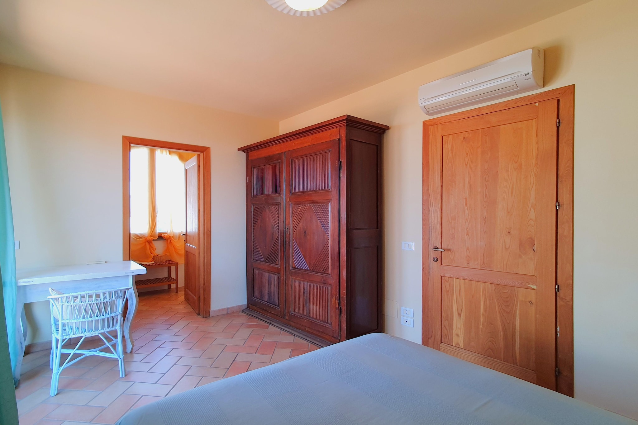 APP 8-Bedroom