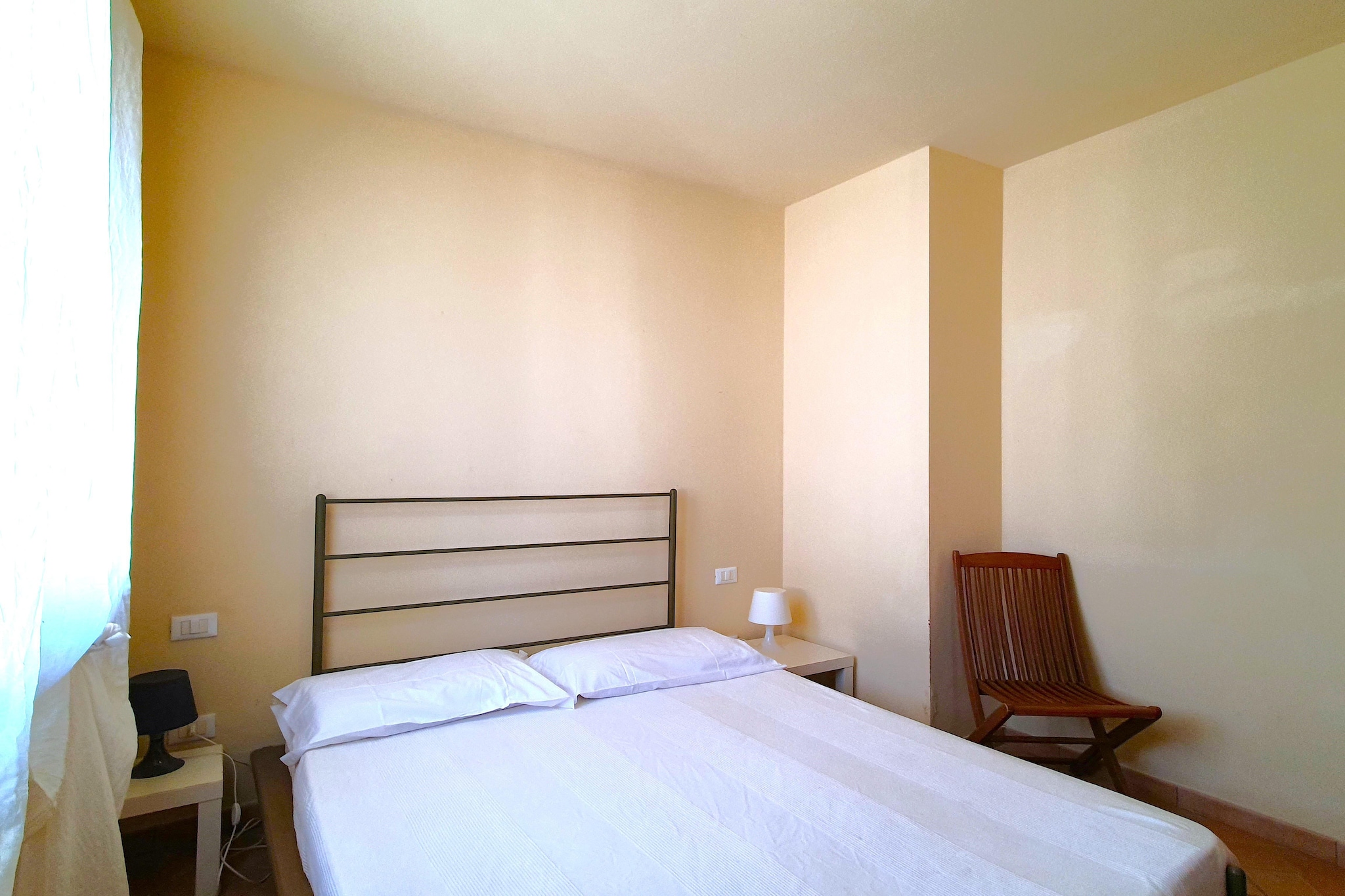 APP 8-Bedroom