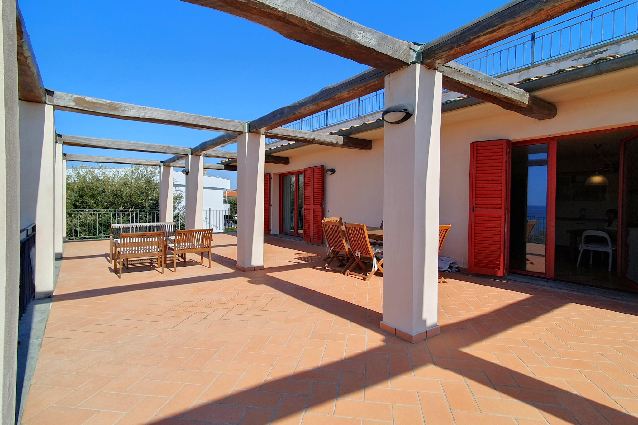 APP 8-Terrace balcony