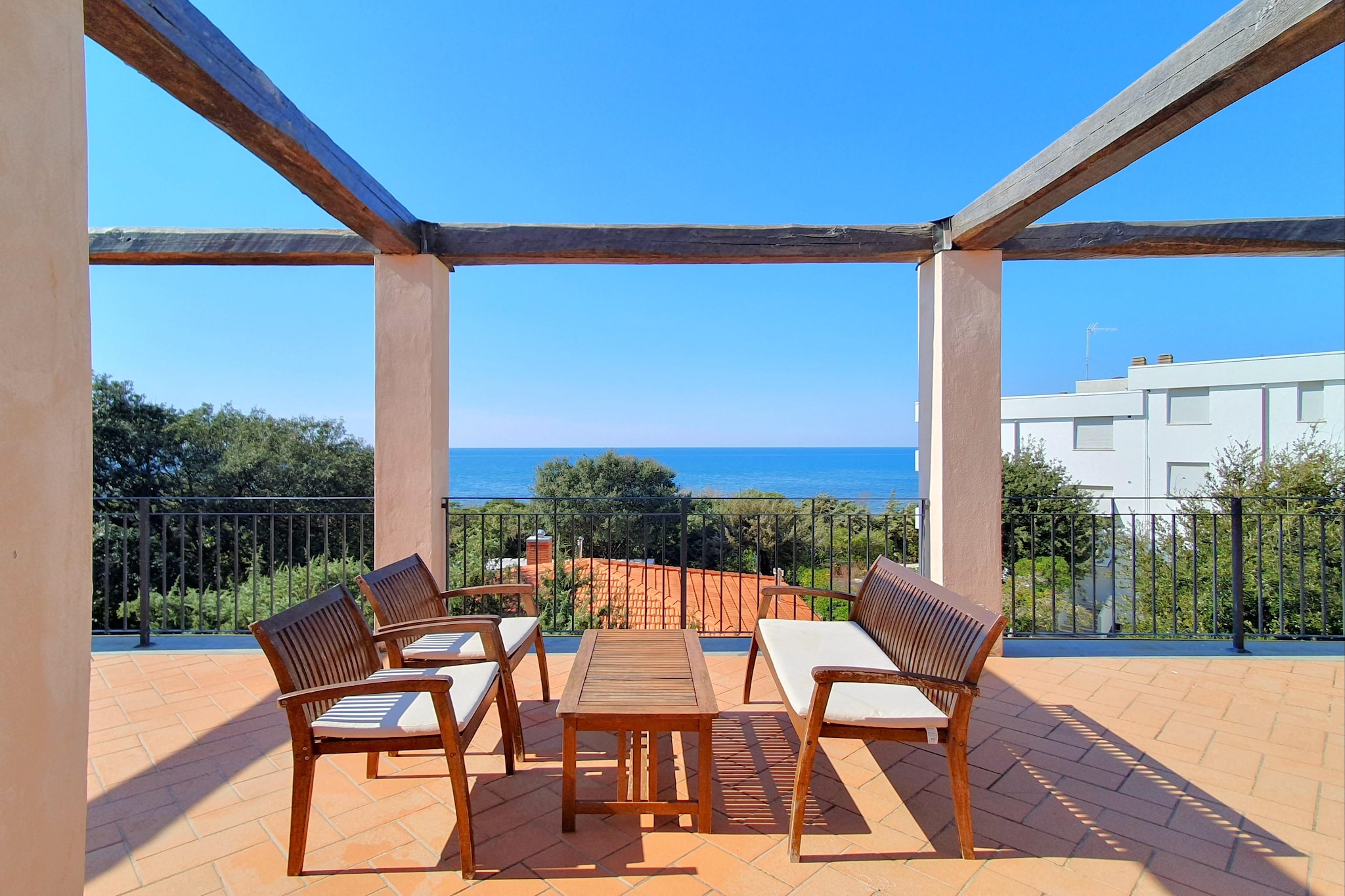 APP 8-Terrace balcony