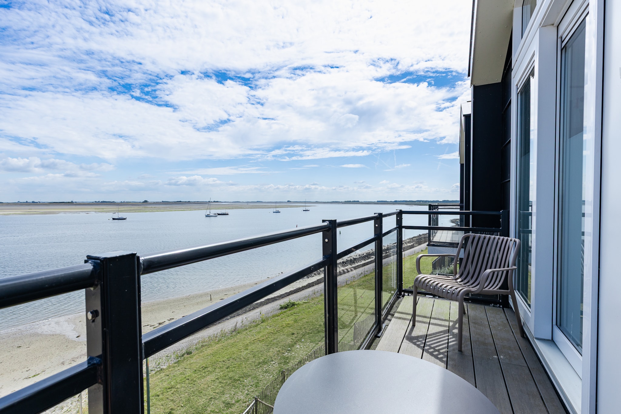 Appartement Vista Maris 'Haus am See' - Havenweg 8-30  Sint-Annaland-Niet-getagd
