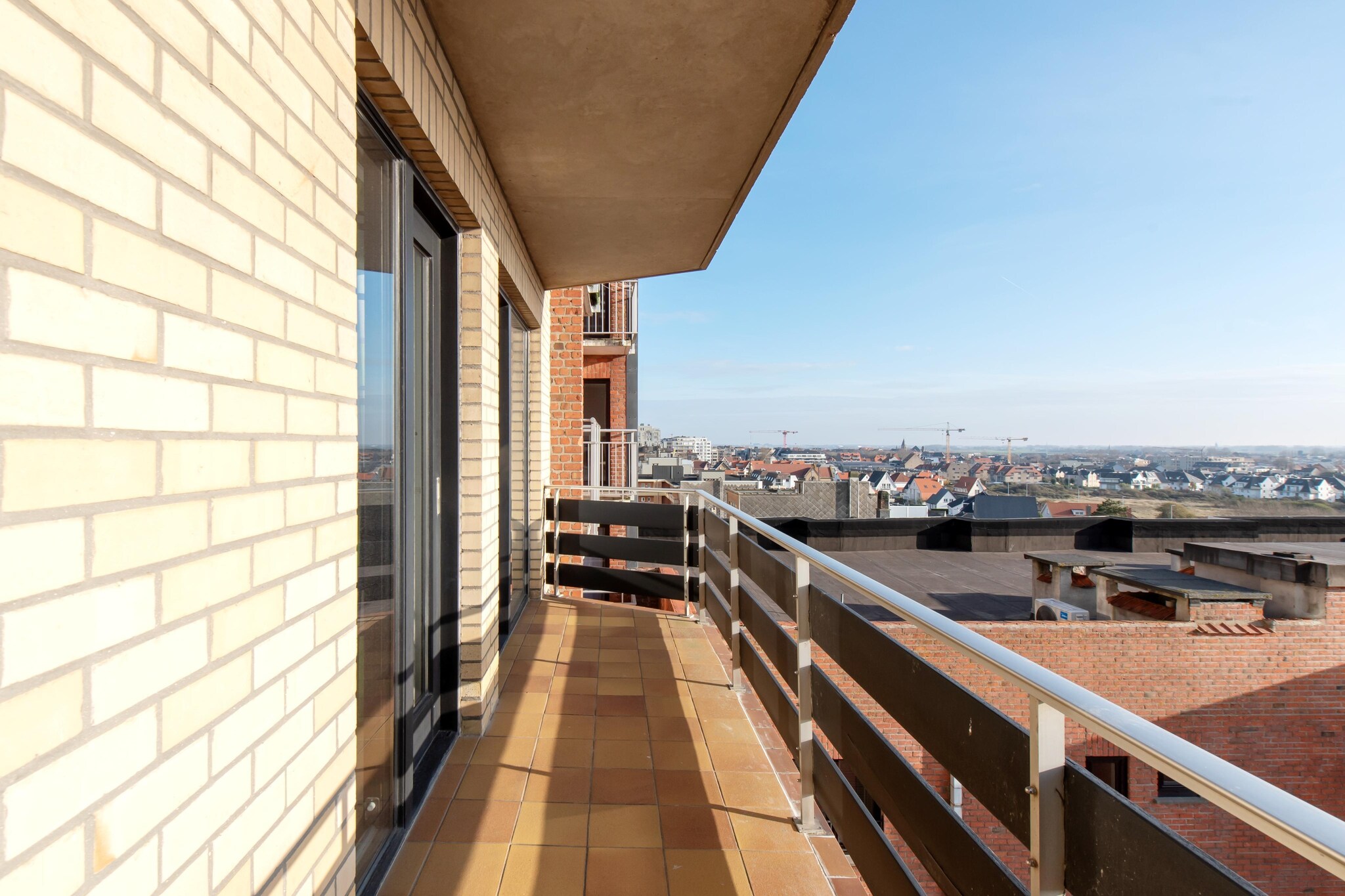 FLAIR 0702/ 7B-Terrace balcony