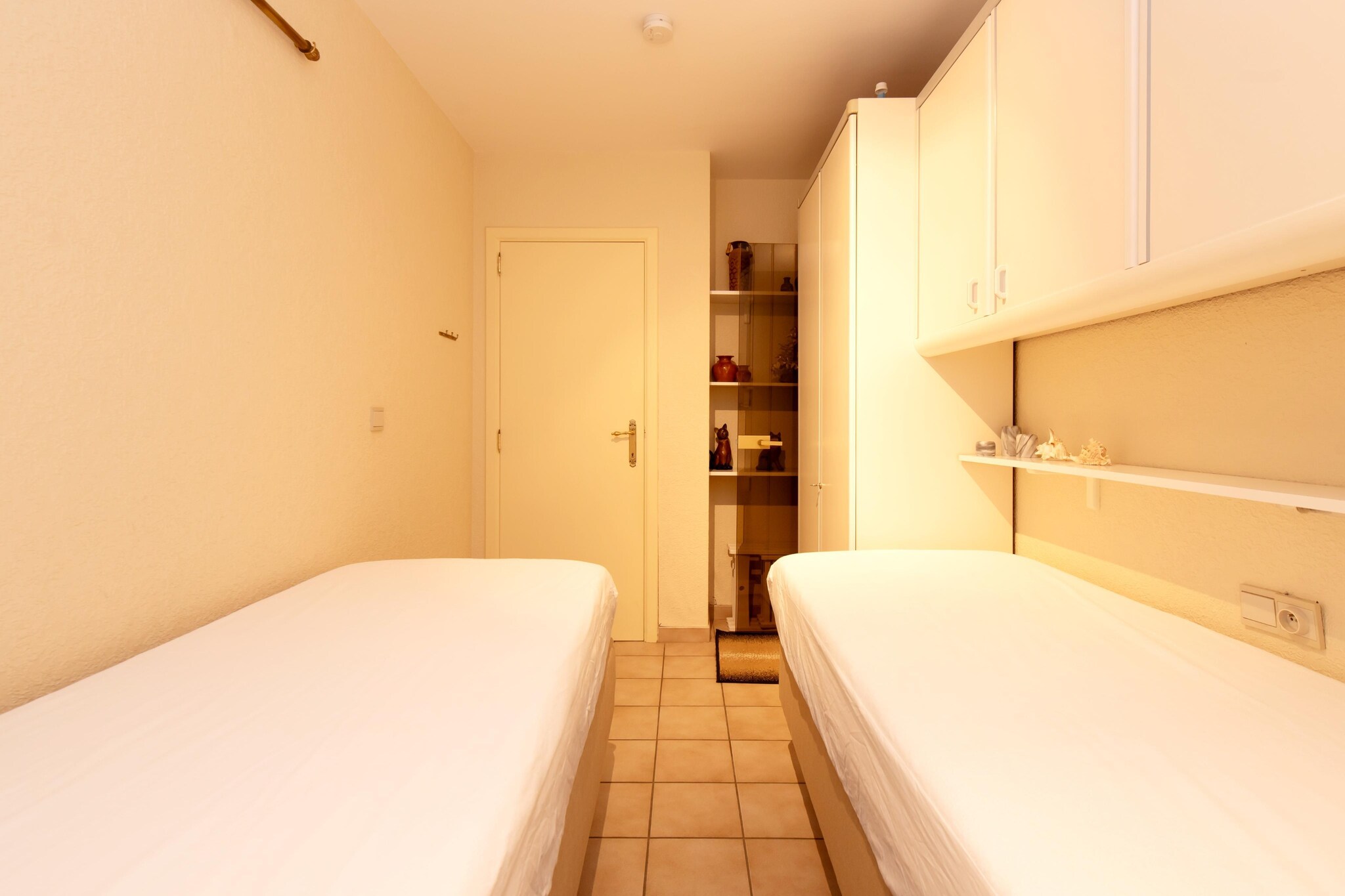 ZANDBK2 0702/ 7B-Chambre