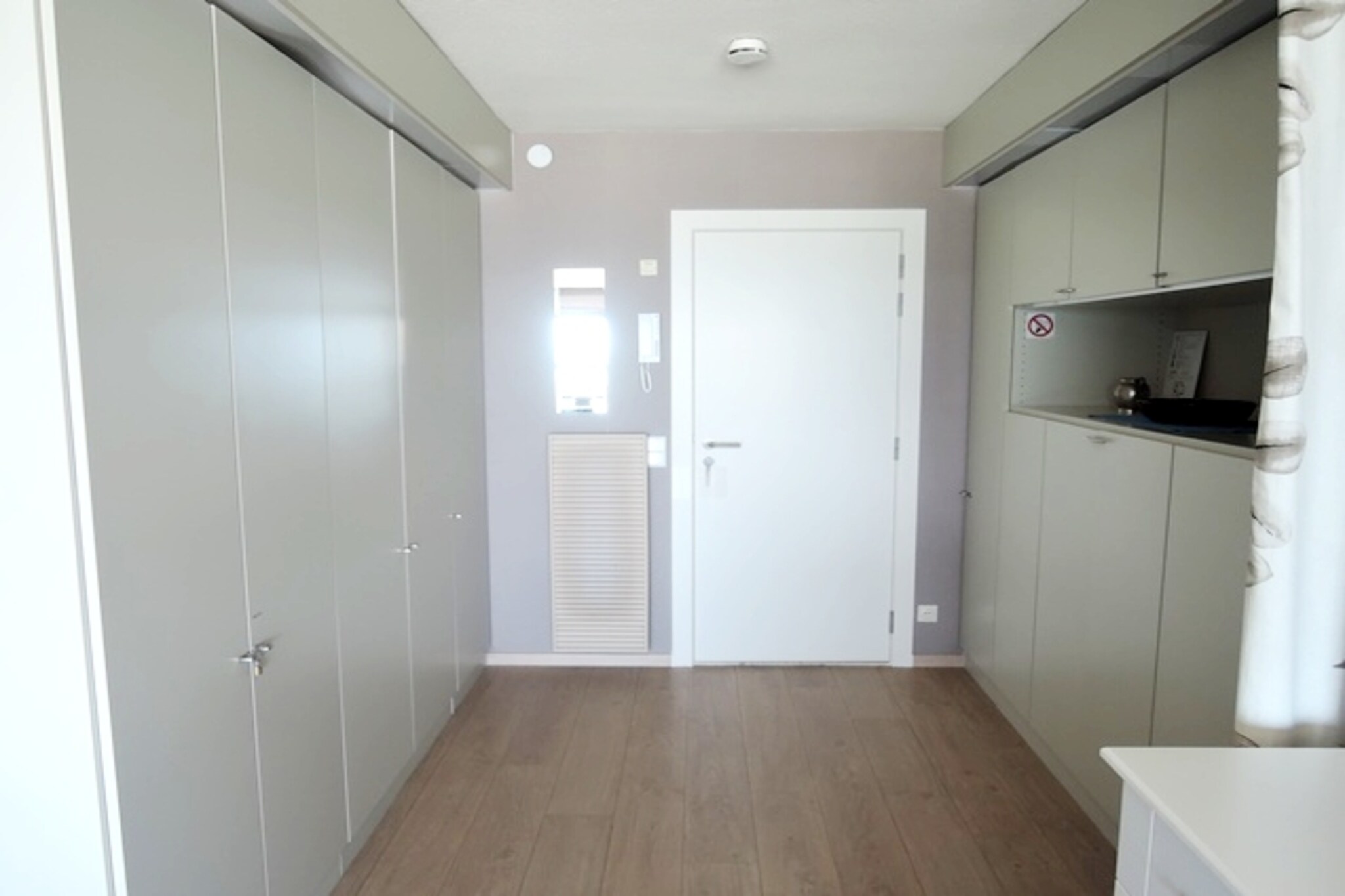 DIRECTOR 0402/ B4-Bedroom