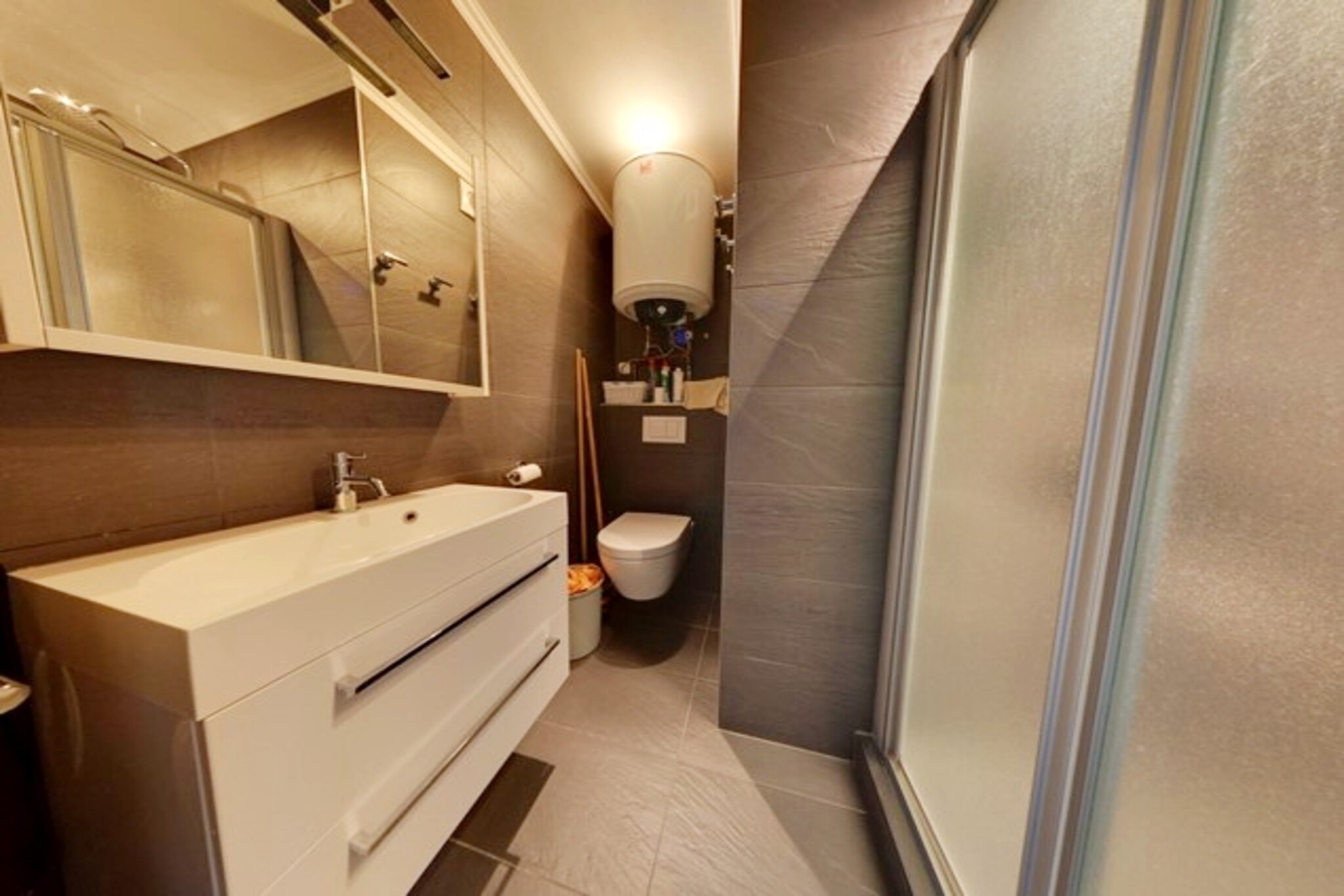 ALMO 0901/ 9S-Bathroom