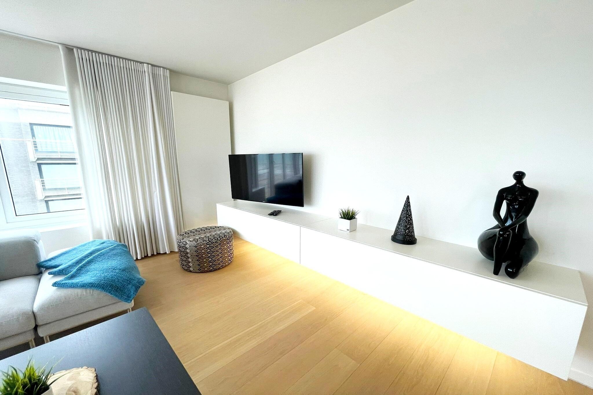 MARTINY 0801-Living room
