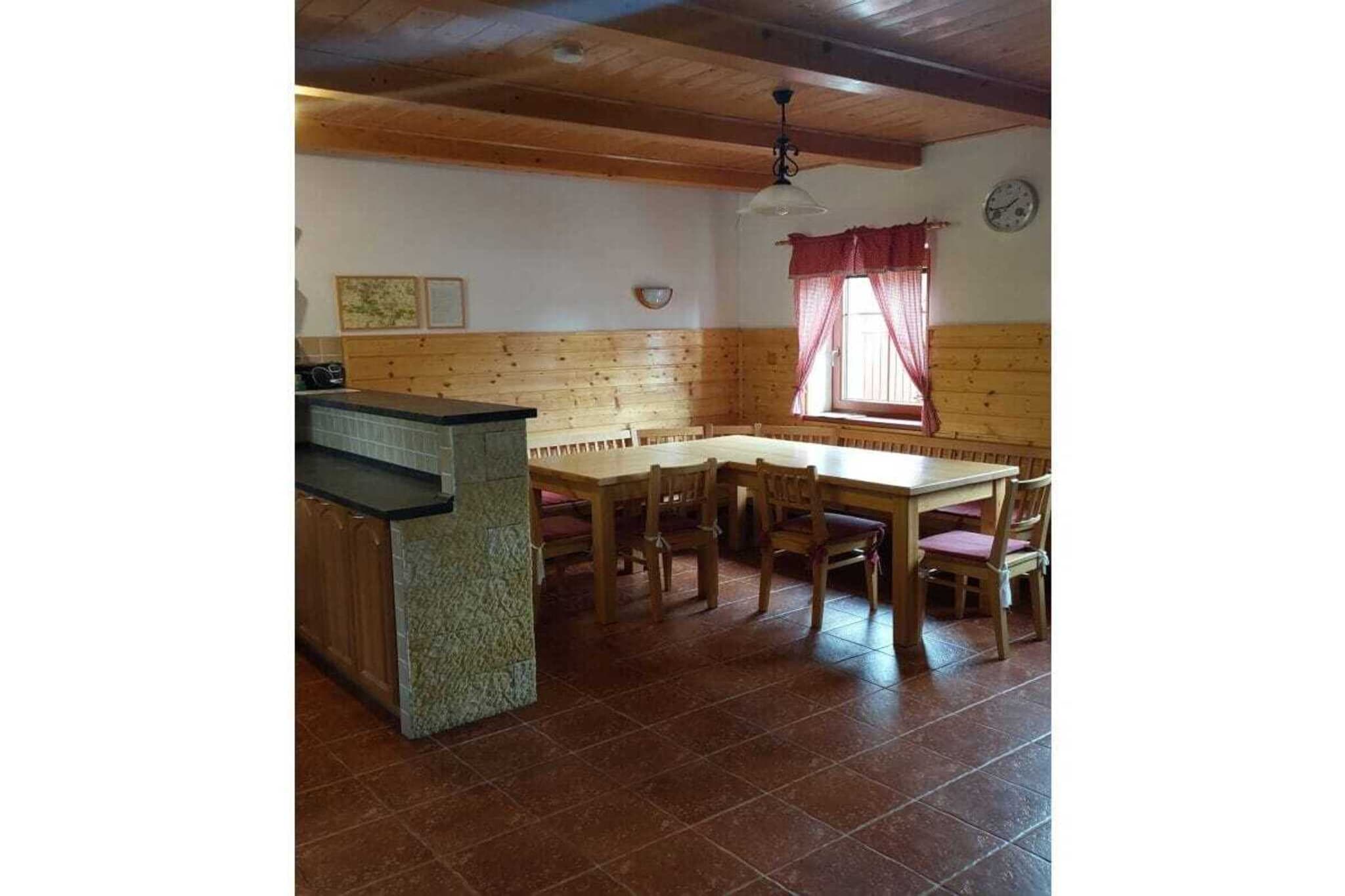 127419-Dining room