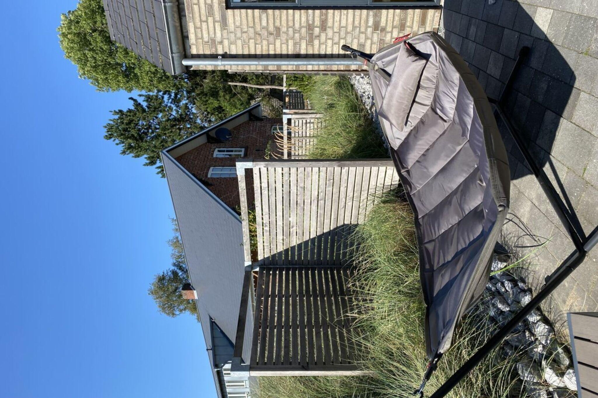 322076-Buitenkant zomer